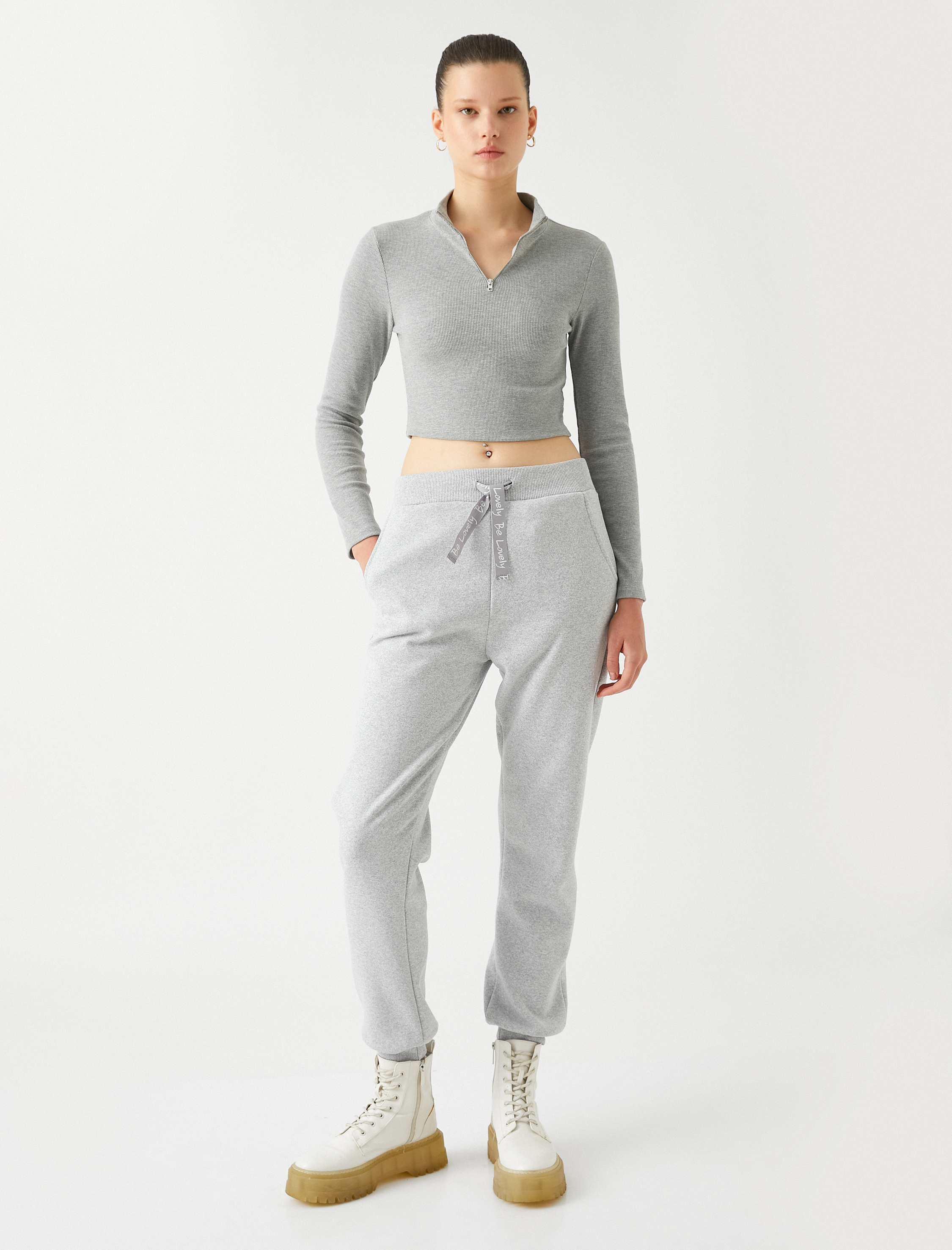   Jogger Eşofman Altı Yüksek Bel Baskılı Bağcıklı Cepli