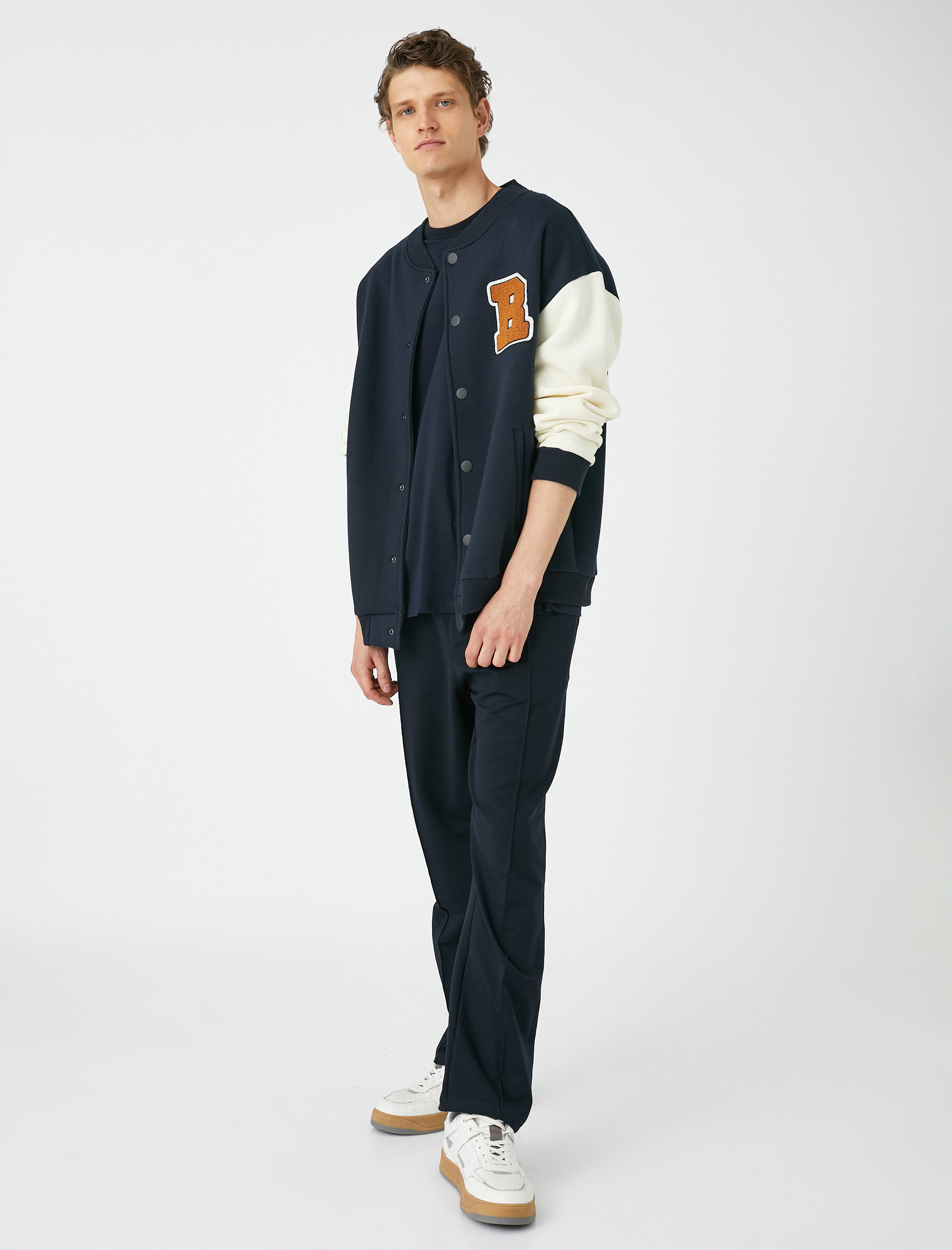   Eşofman Altı Dikiş Detaylı Beli Bağcıklı Cepli