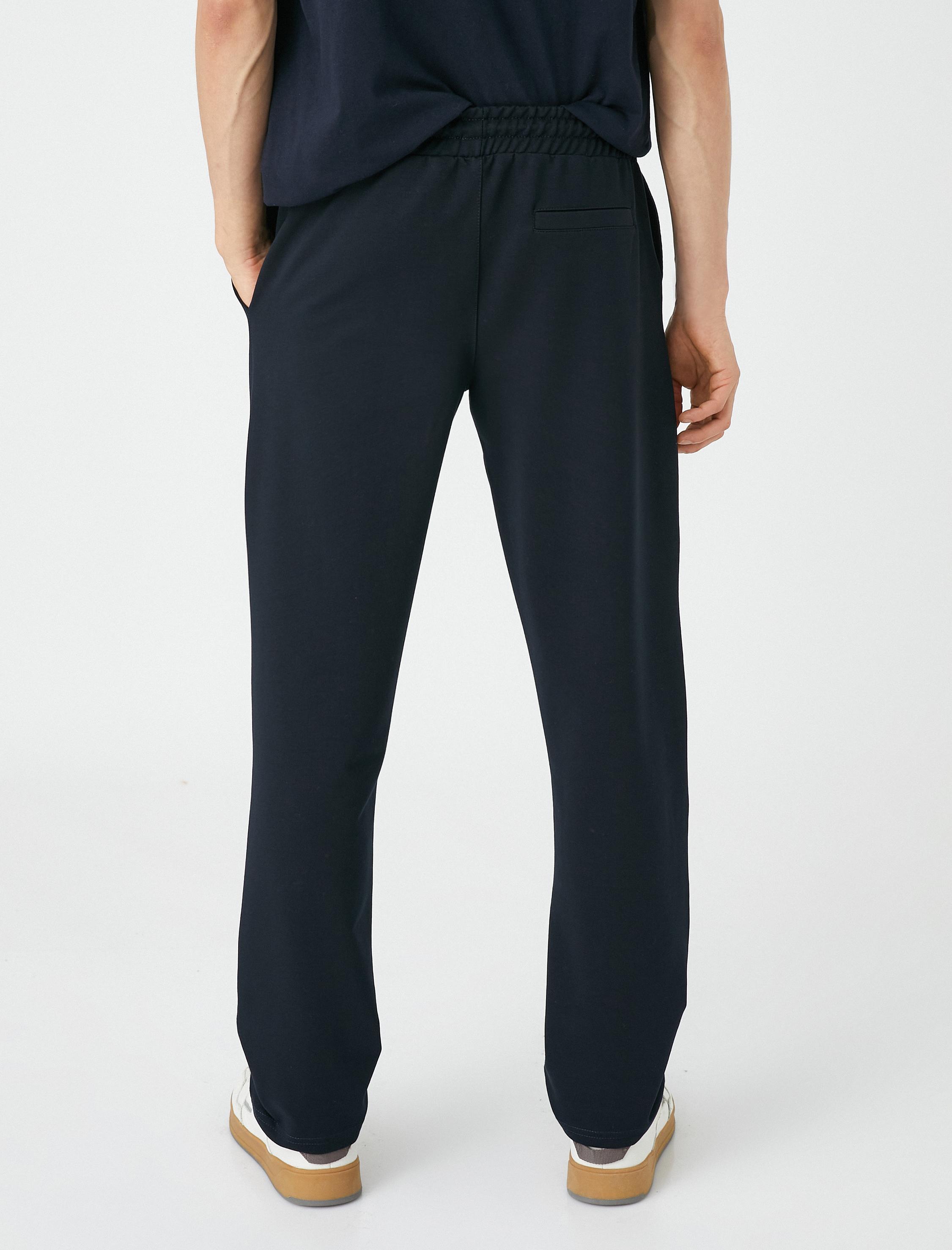   Eşofman Altı Dikiş Detaylı Beli Bağcıklı Cepli