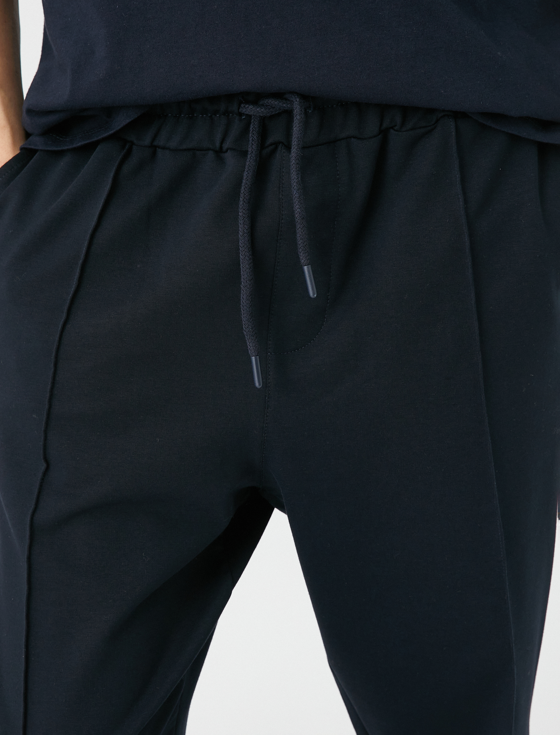   Eşofman Altı Dikiş Detaylı Beli Bağcıklı Cepli