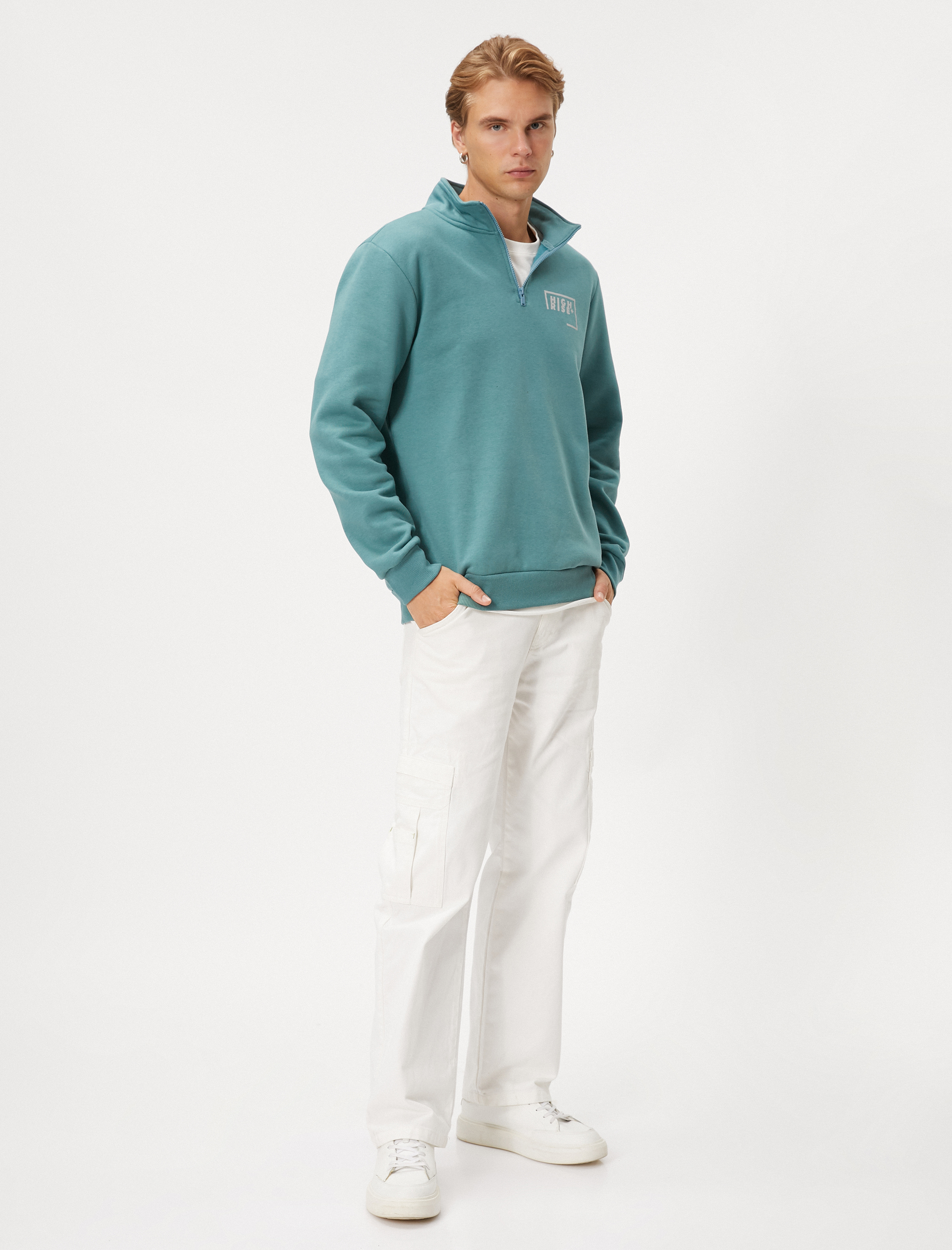   Yarım Fermuarlı Sweatshirt Slogan Baskılı Dik Yaka Ribanalı Şardonlu