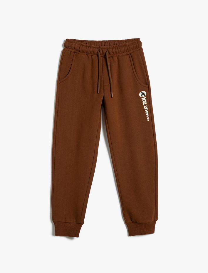 Erkek Çocuk Jogger Eşofman Altı Şardonlu Beli Bağlamalı Baskı Detaylı Pamuklu