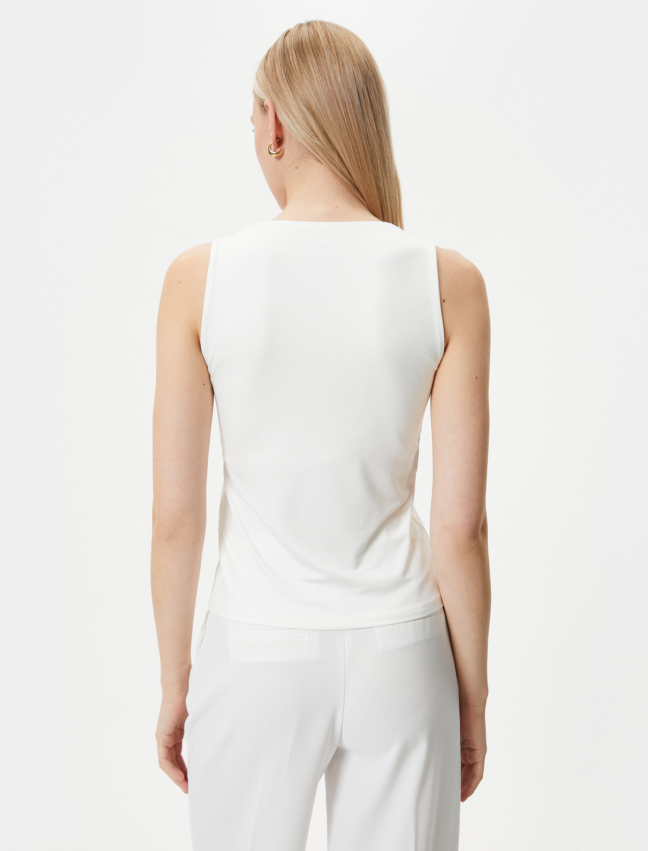   Askılı Atlet Basic U Yaka Slim Fit