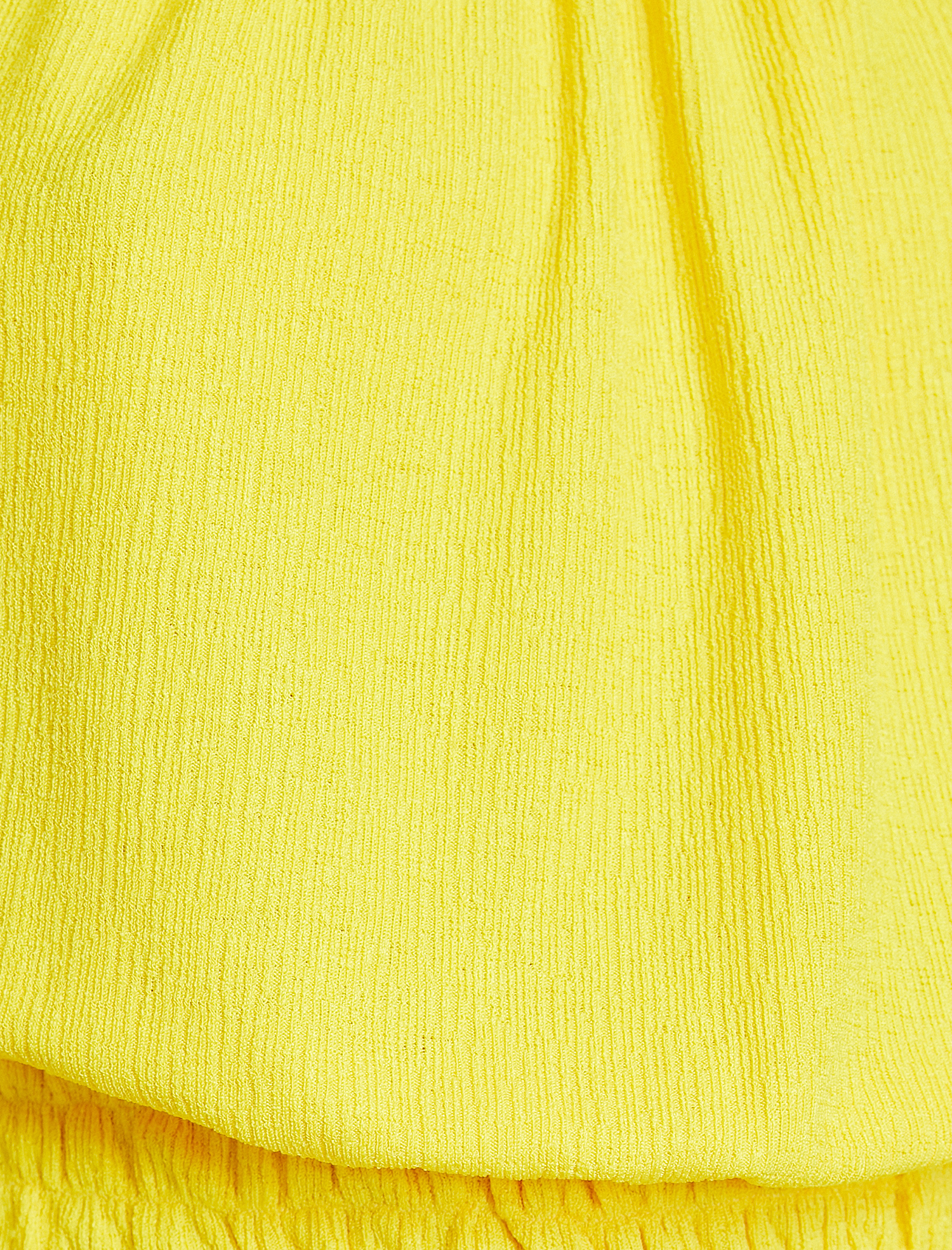   Omzu Açık Tişört