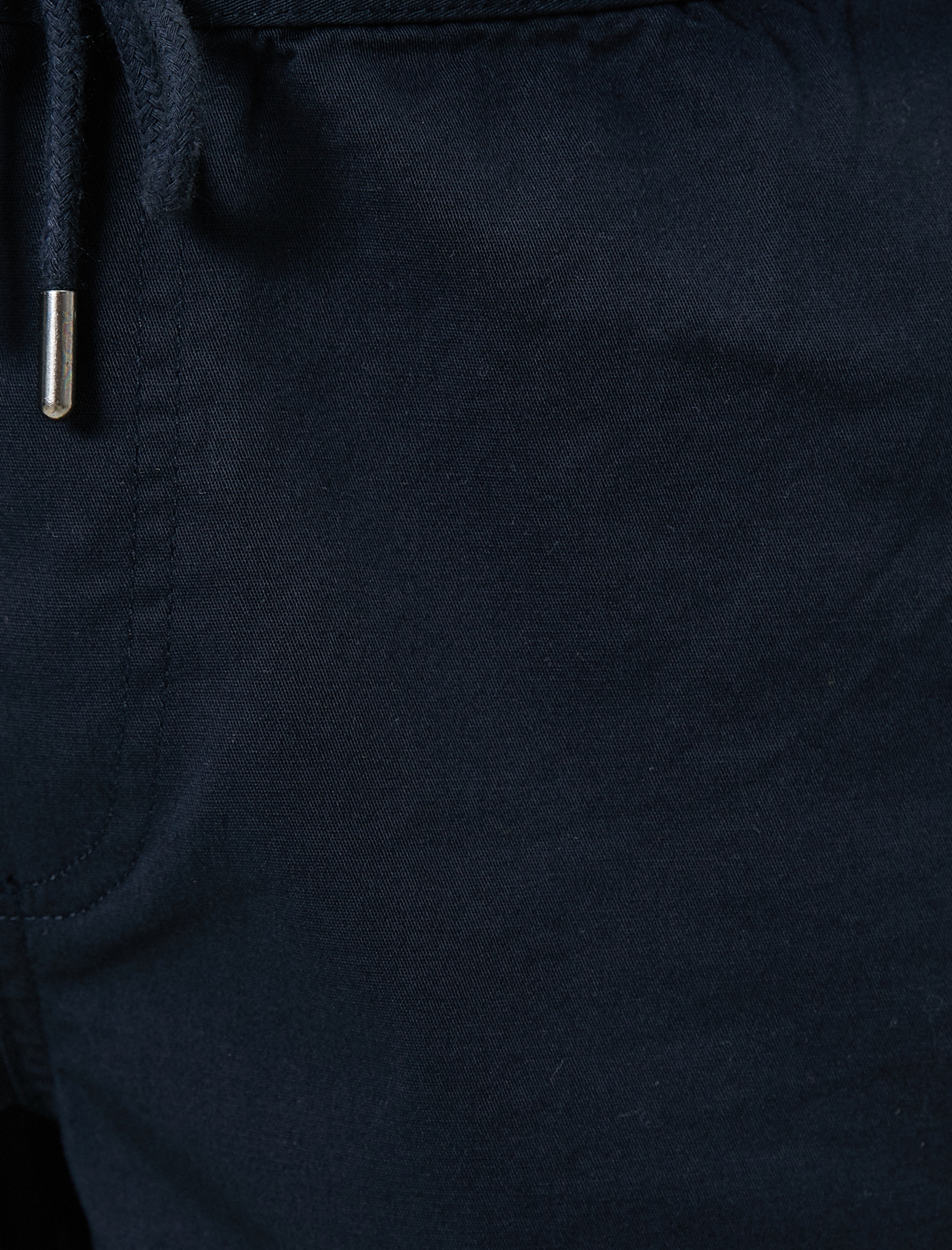   Beli Bağlamalı Şort