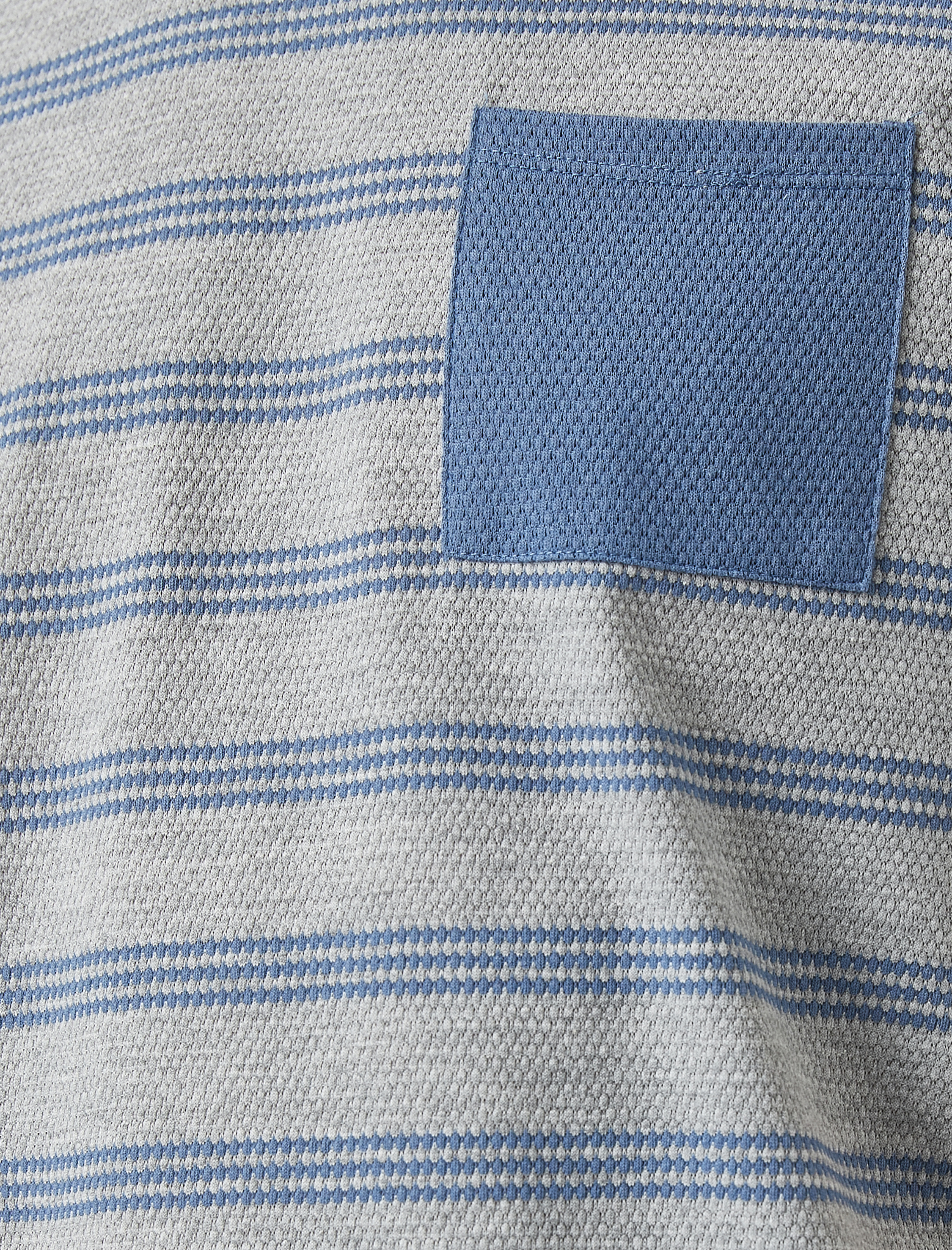   Çizgili Cepli Tişört