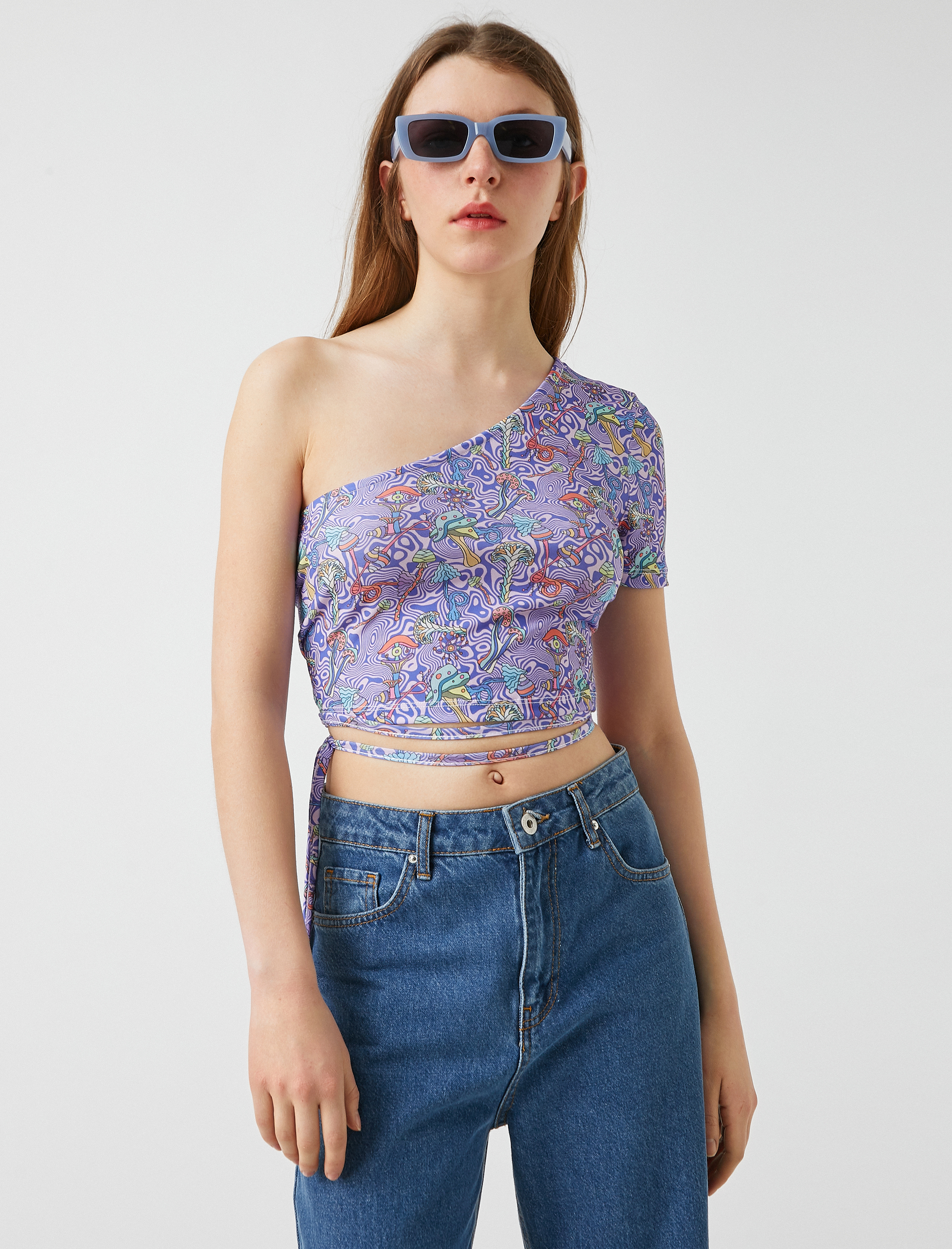   Tek Omuz Crop Tişört Büzgü Detaylı