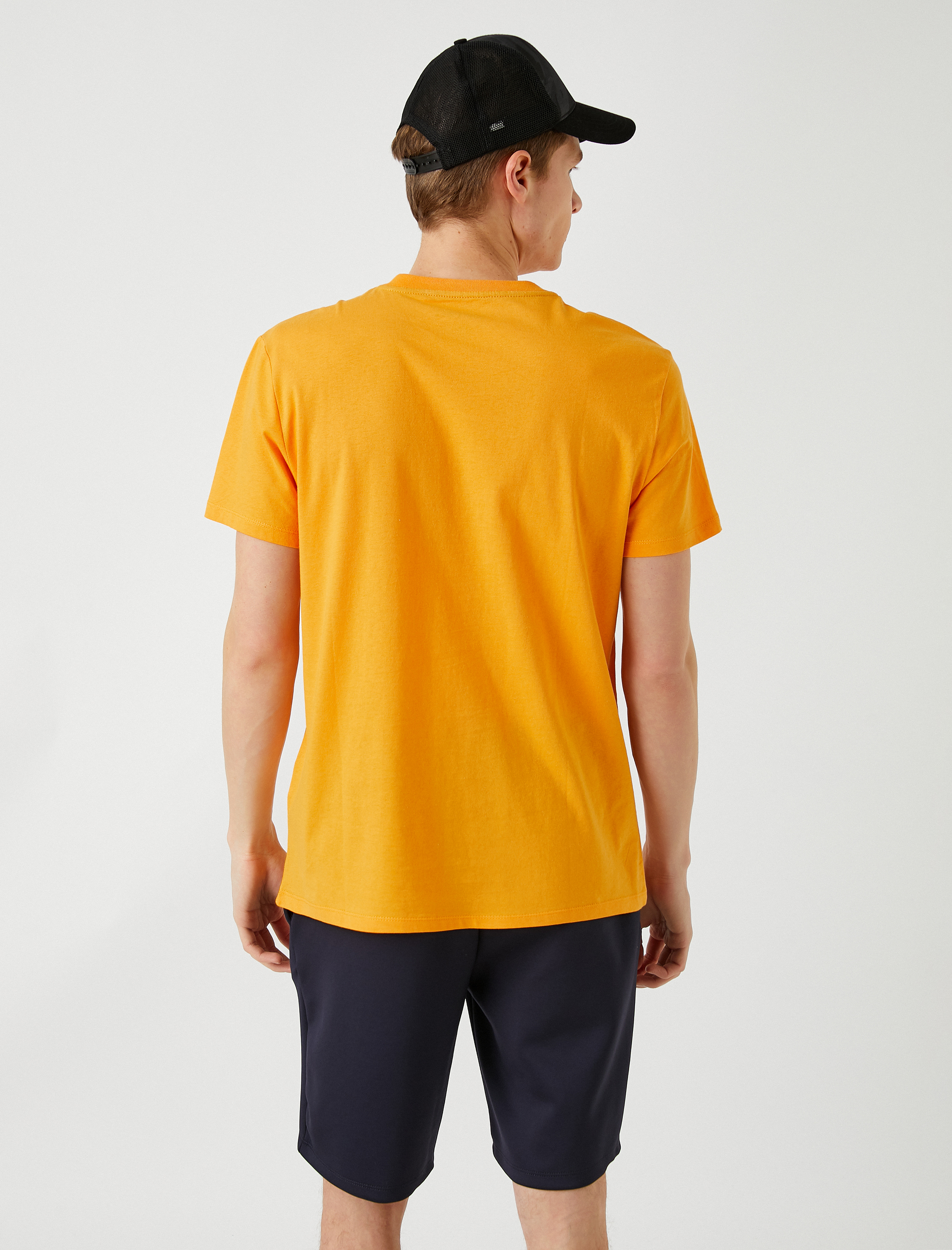   Basic Tişört Bisiklet Yaka