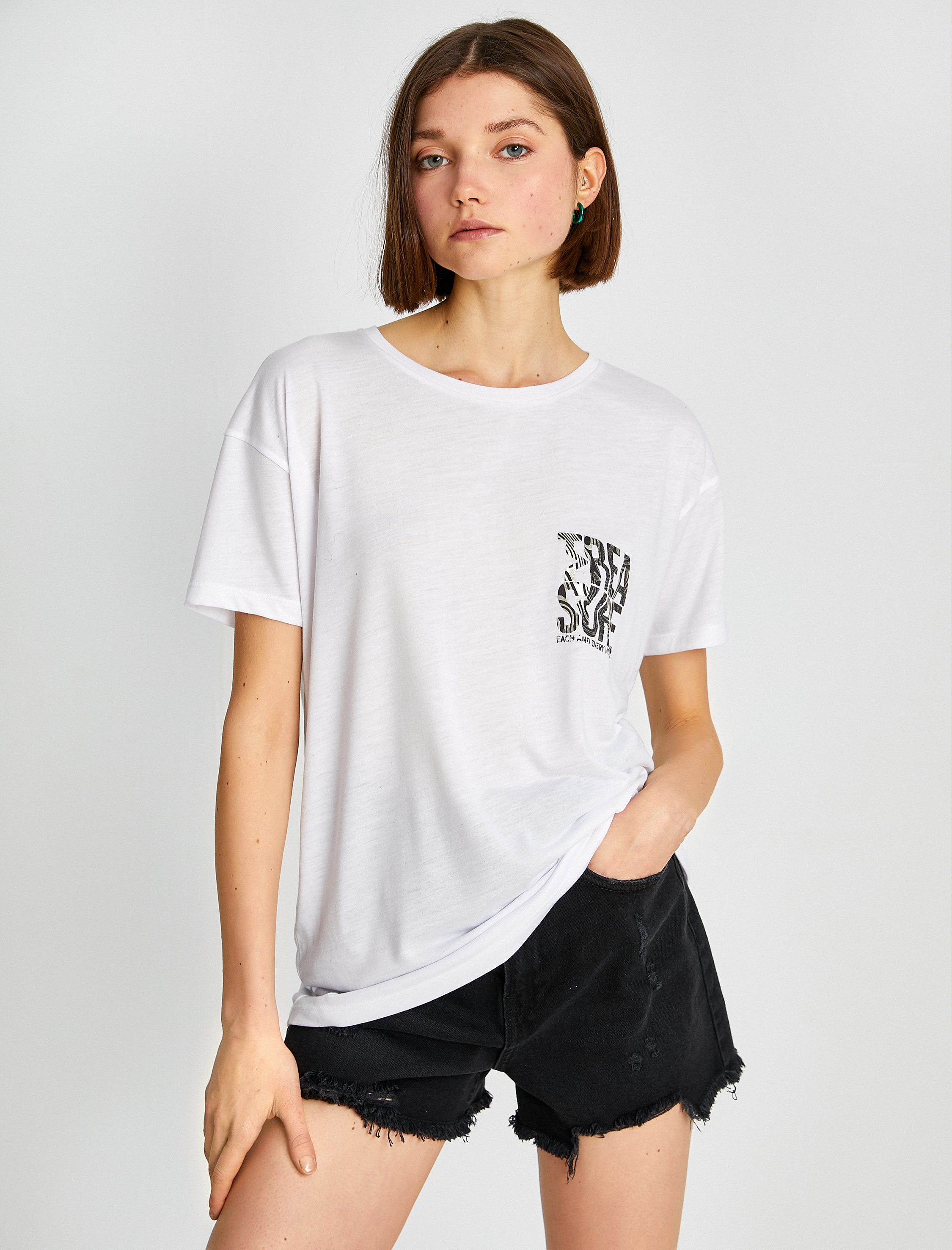   Minimal Baskılı Tişört Kısa Kollu