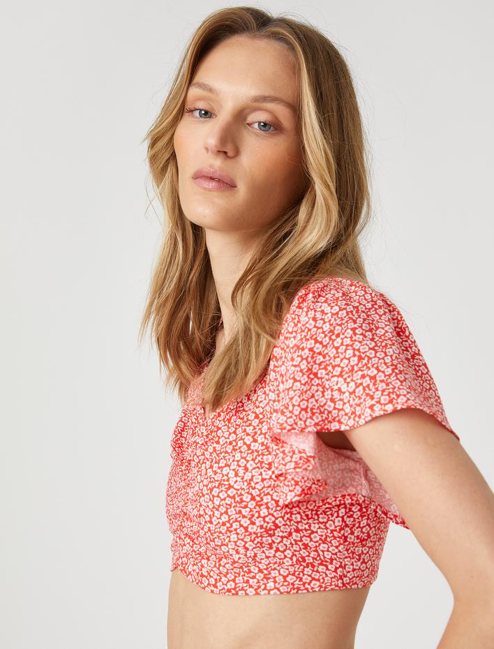  Çiçekli Crop Bluz Büzgü Detaylı Kolları Volanlı