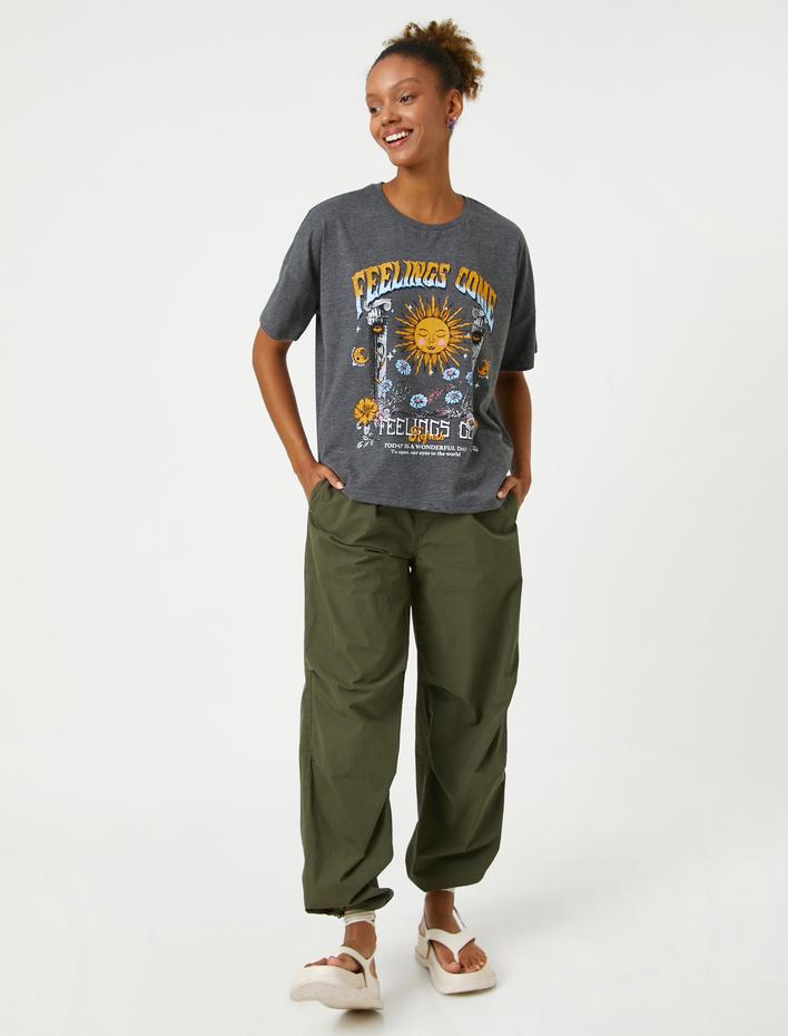  Slogan Baskılı Tişört Bisiklet Yaka Kısa Kollu