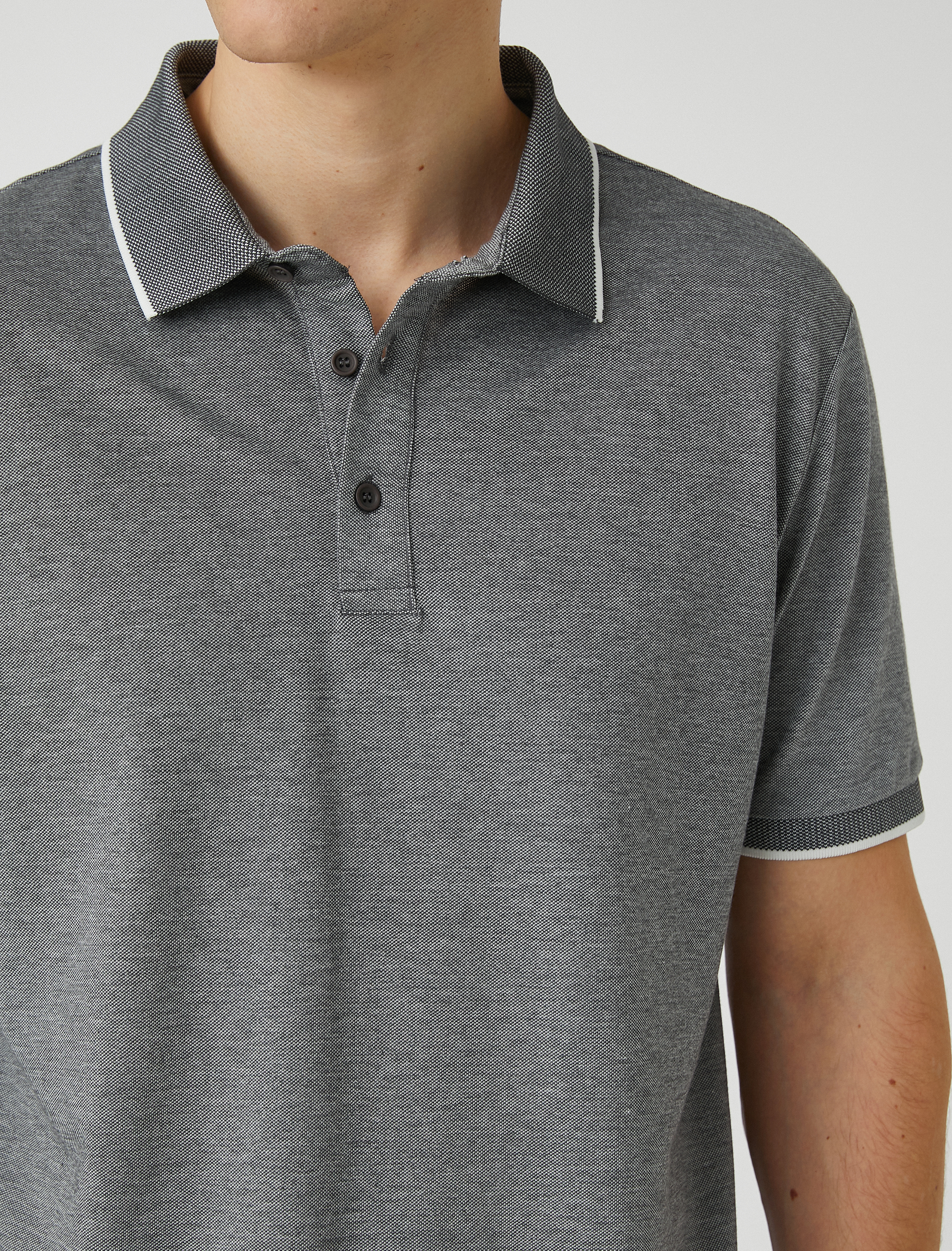   Polo Yaka Tişört Düğme Detaylı Dar Kesim