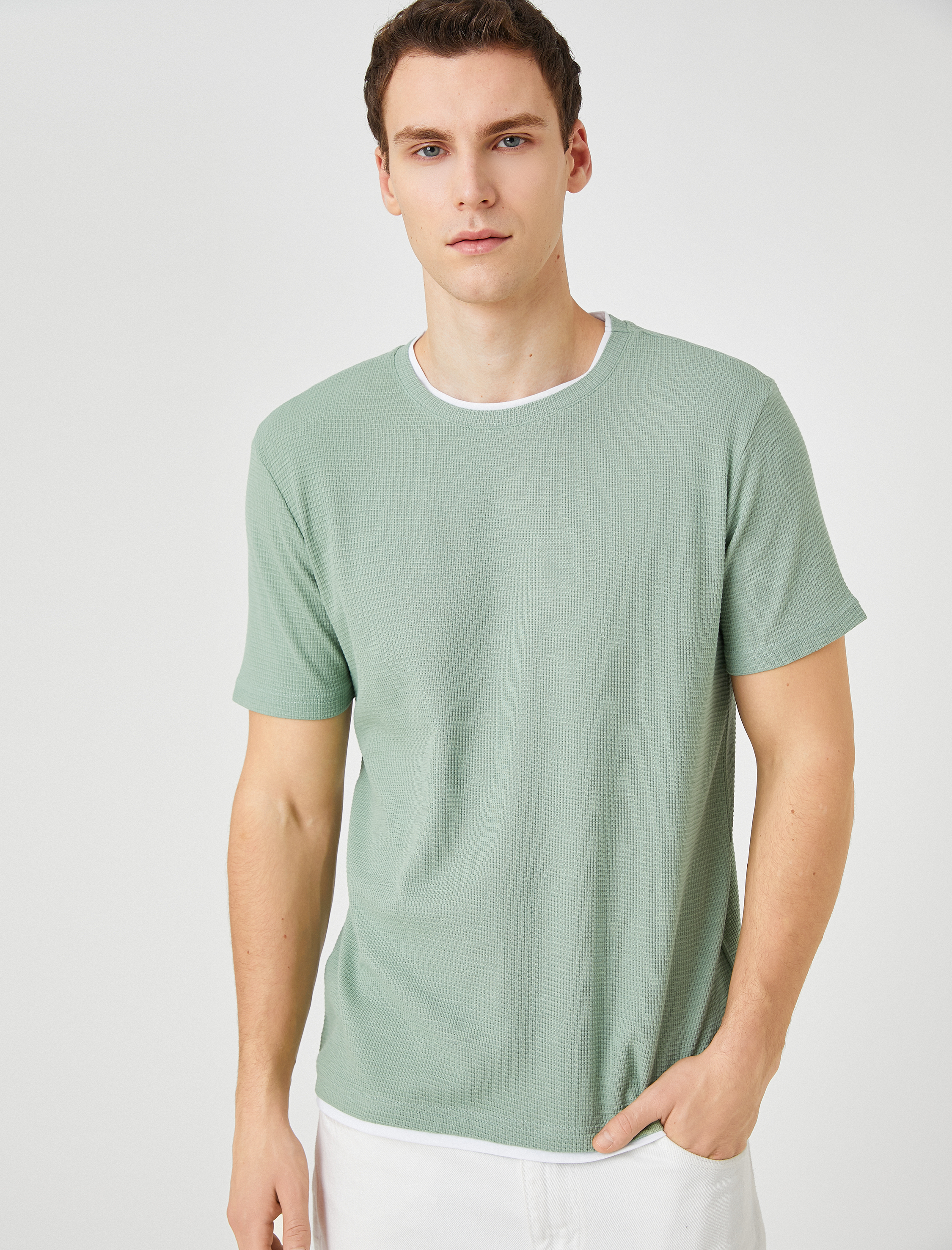   Basic Dokuma Tişört Bisiklet Yaka Kısa Kollu Dar Kesim