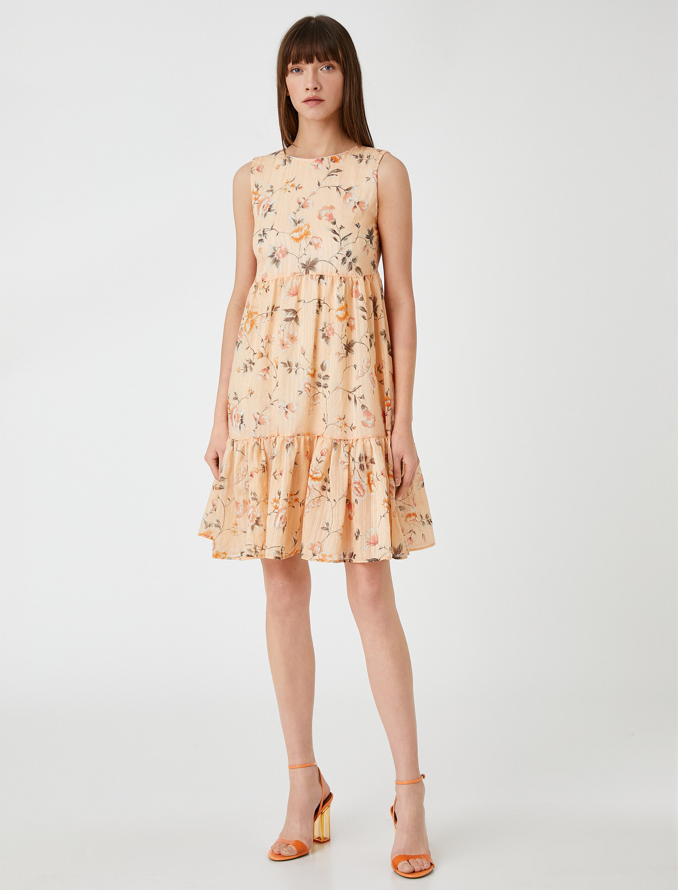   Kısa Çiçekli Elbise Kolsuz Yuvarlak Yaka