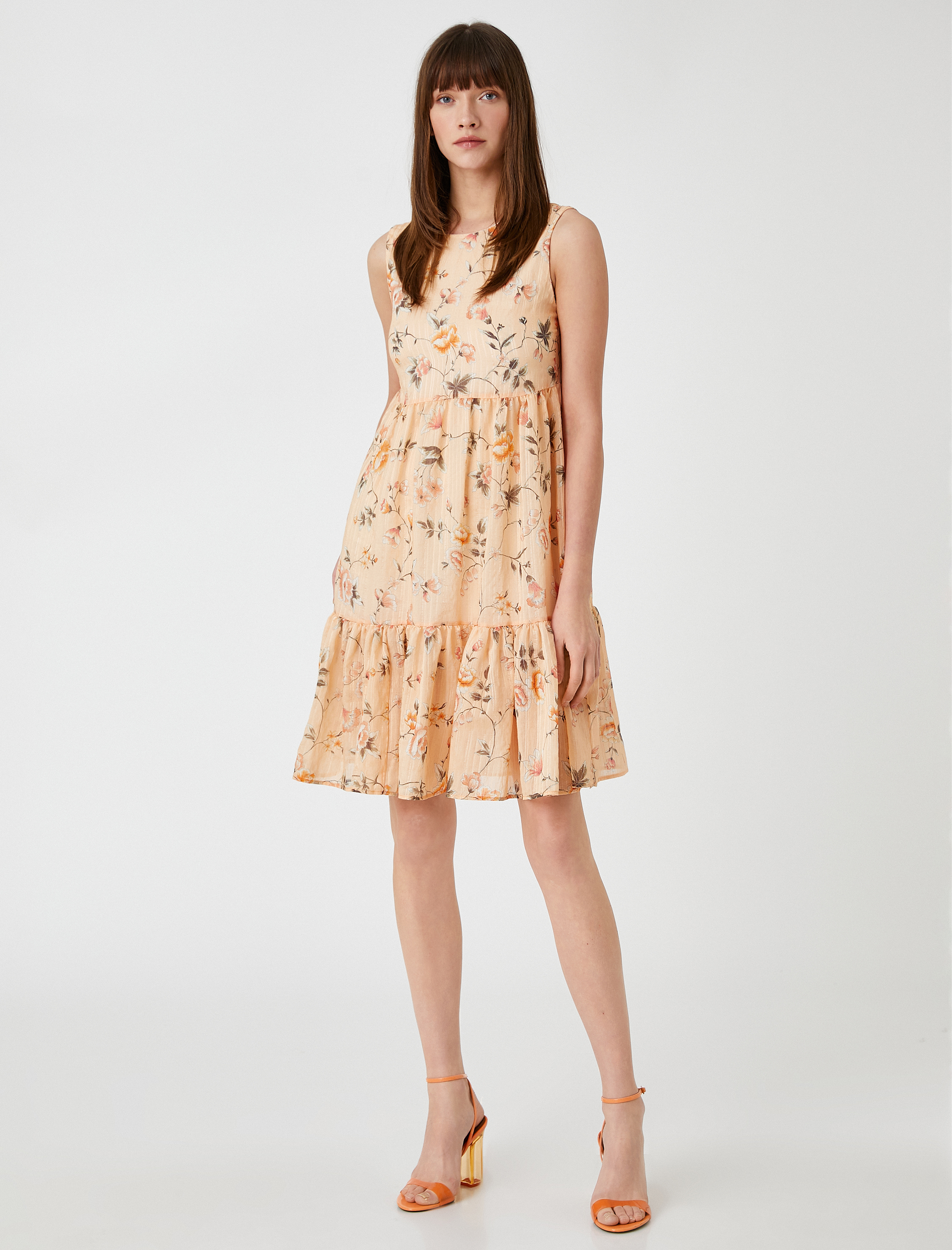   Kısa Çiçekli Elbise Kolsuz Yuvarlak Yaka