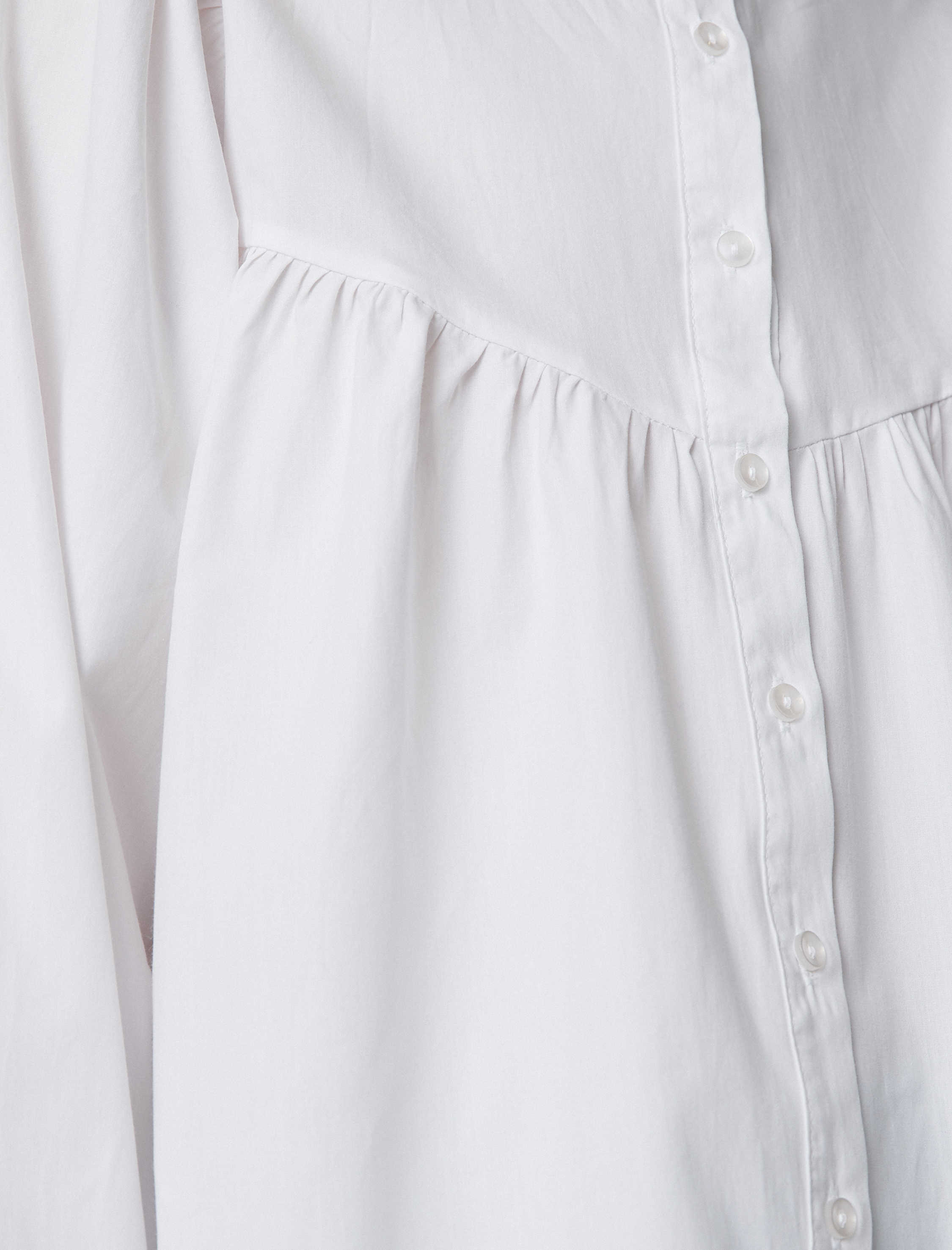   Balon Kollu Poplin Gömlek Hakim Yaka Düğmeli Fırfırlı