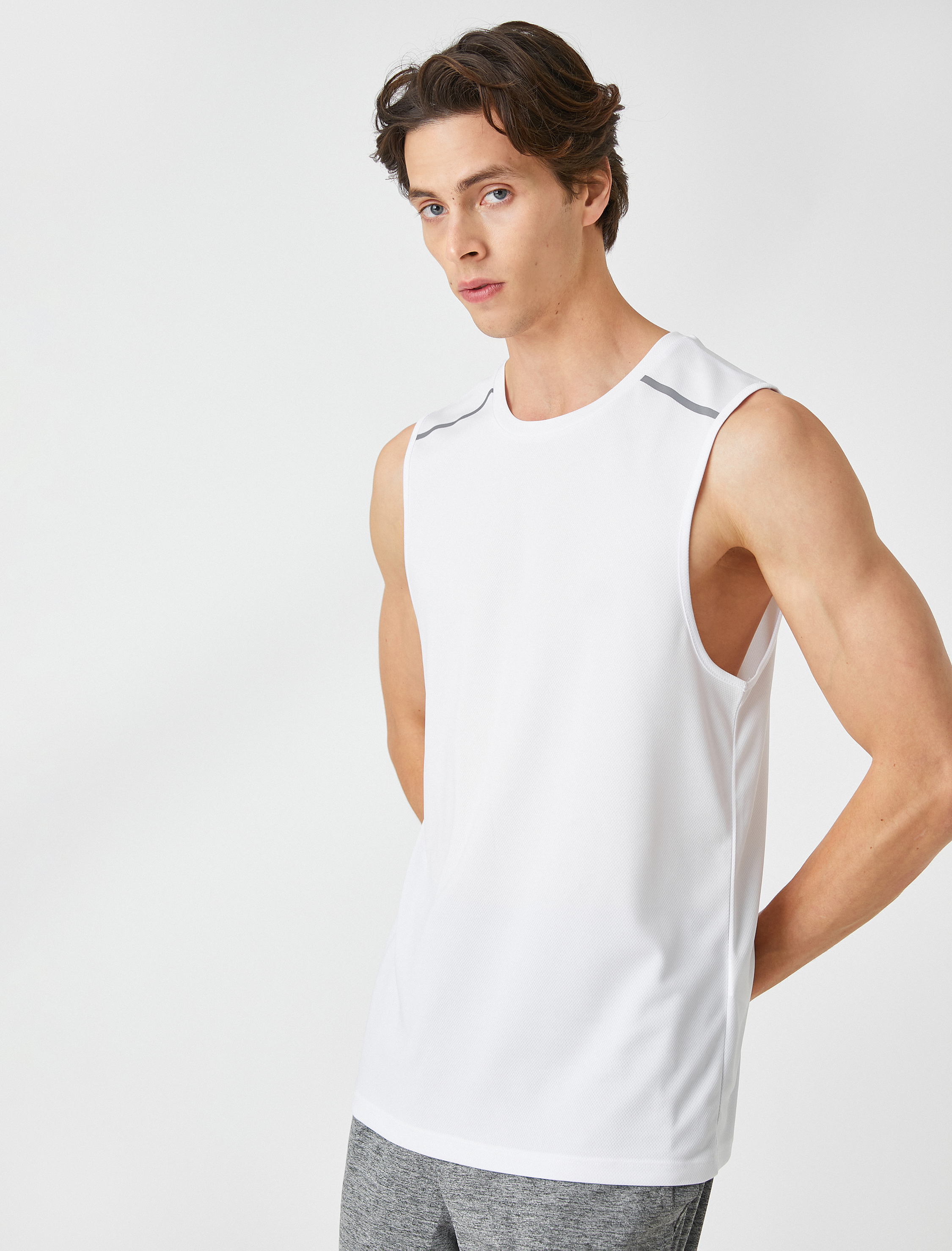   Sporcu Atleti Omuz Baskı Detaylı Kolsuz Bisiklet Yaka Nefes Alan Kumaş