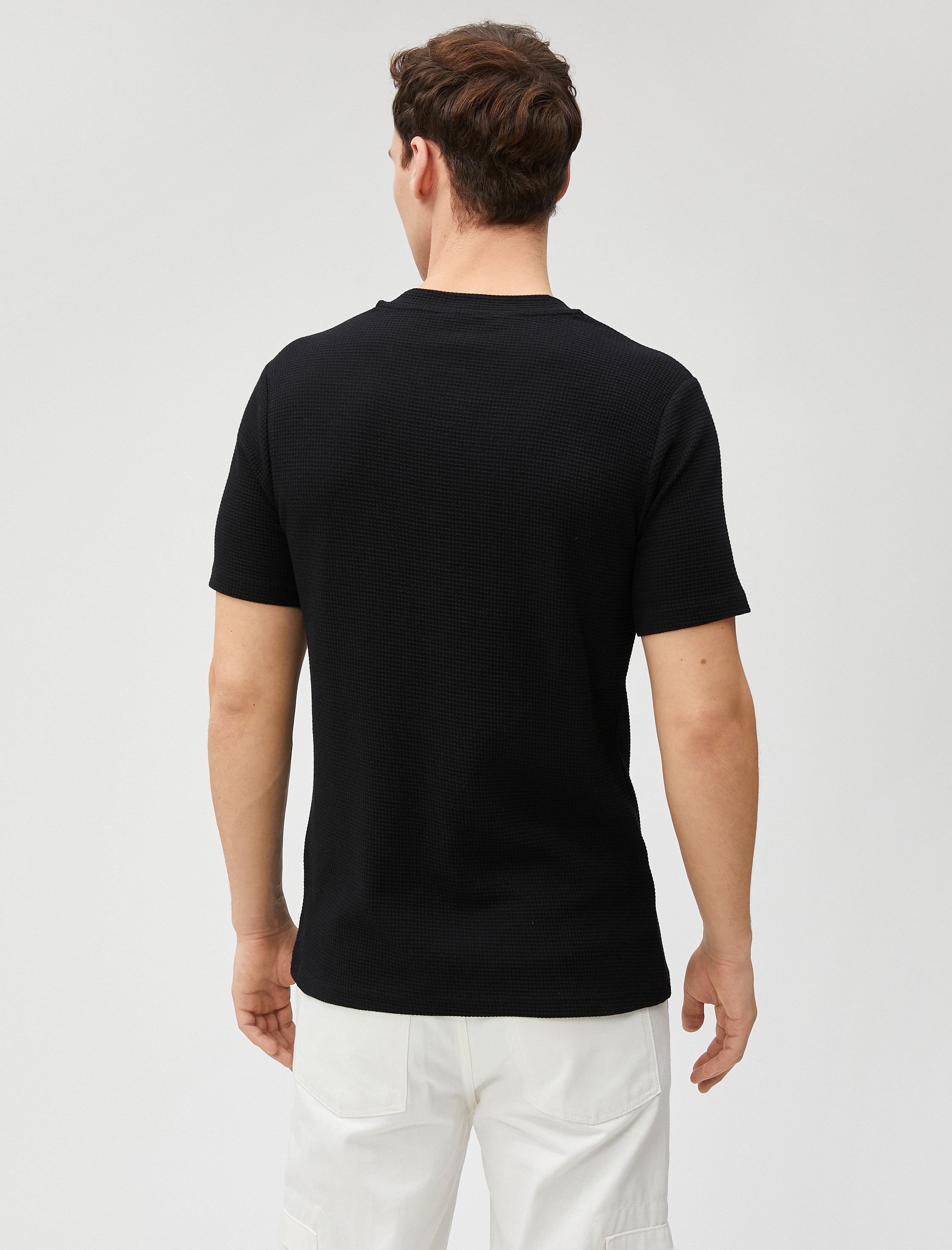   Basic Tişört Hakim Yaka Düğmeli Dar Kesim Kısa Kollu