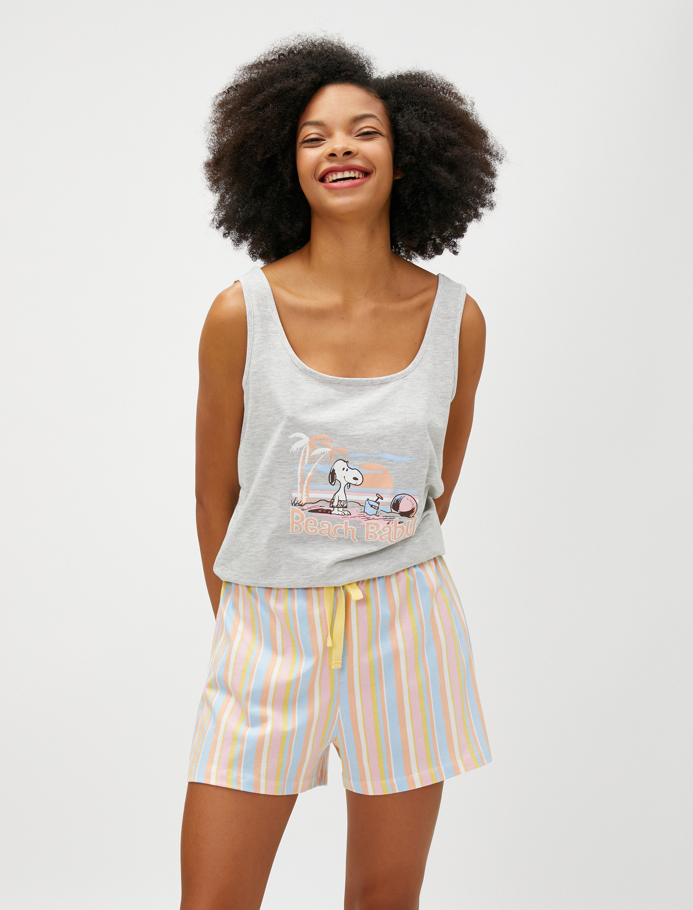 Snoopy Pijama Takımı Pamuklu Şortlu Baskılı