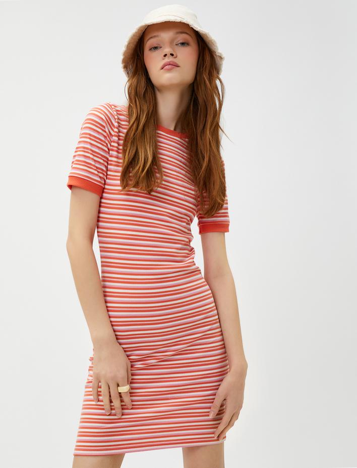  Mini Elbise Çizgili Kısa Kollu Bisiklet Yaka