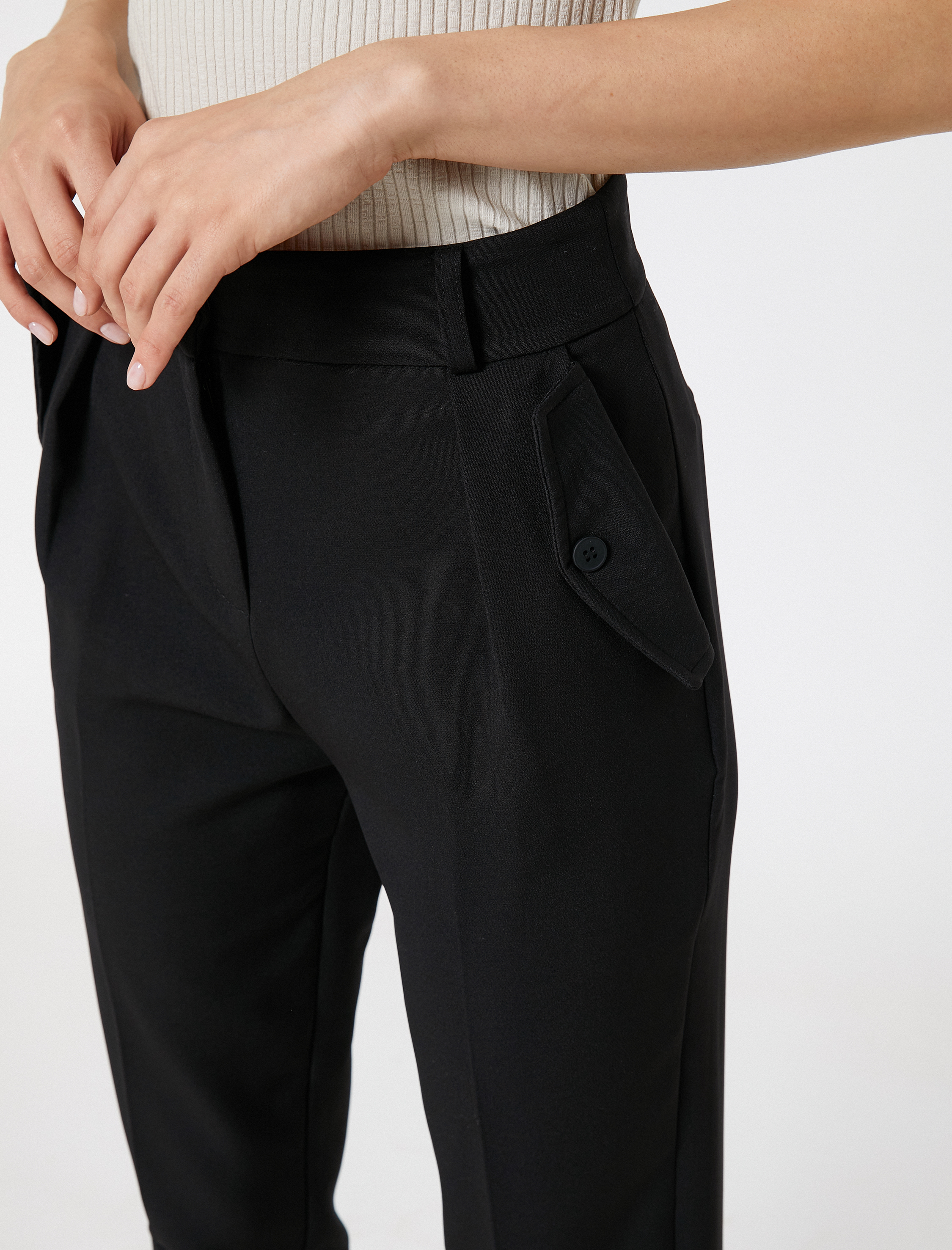   Crop Pantolon Cep Detaylı Dar Paça Yüksek Bel