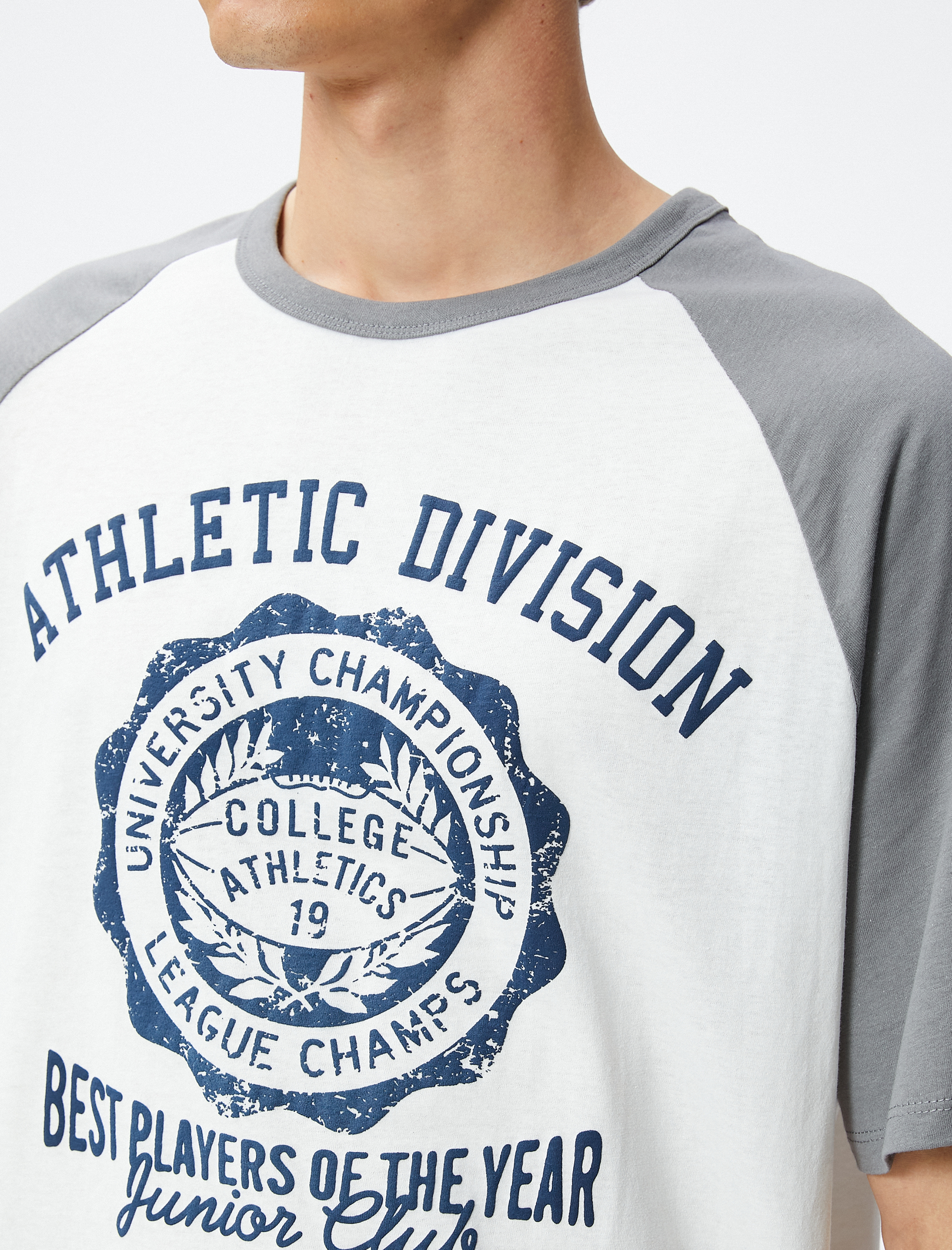   Kolej Tişört Baskılı Reglan Kol Detaylı Bisiklet Yaka