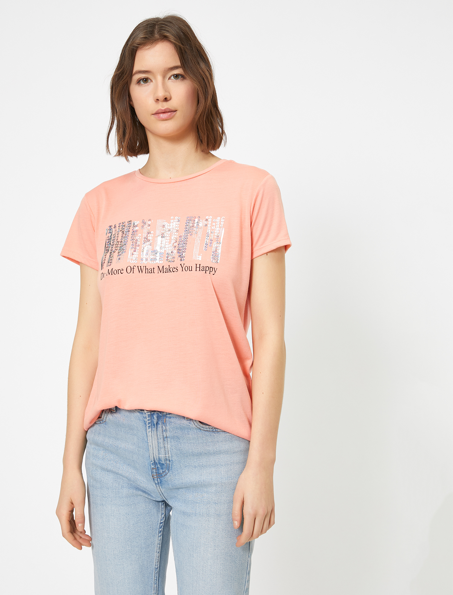   Yazı Baskılı Pul Detaylı Tişört