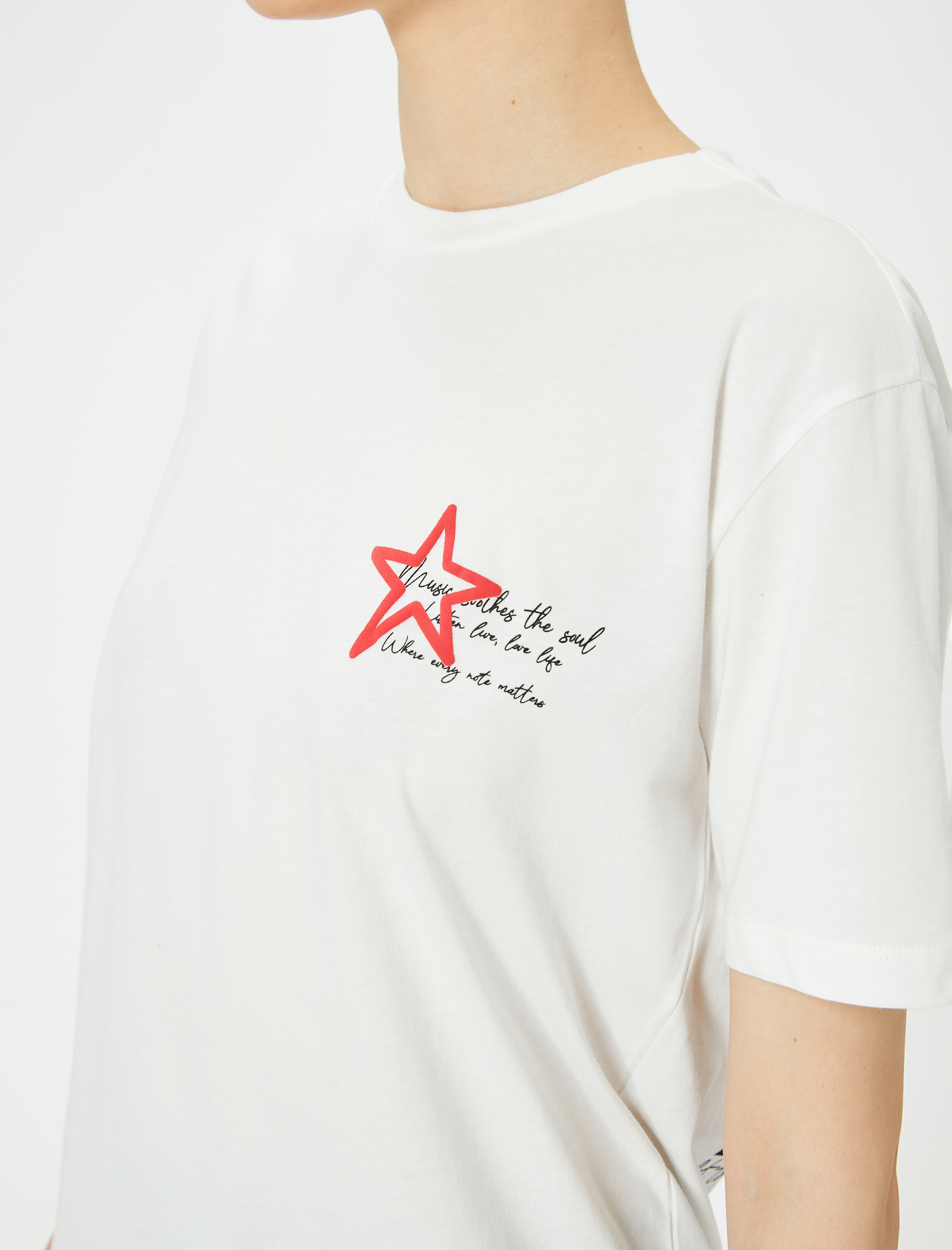   Arkası Baskılı Tişört Kısa Kollu Bisiklet Yaka Rahat Kalıp Pamuklu