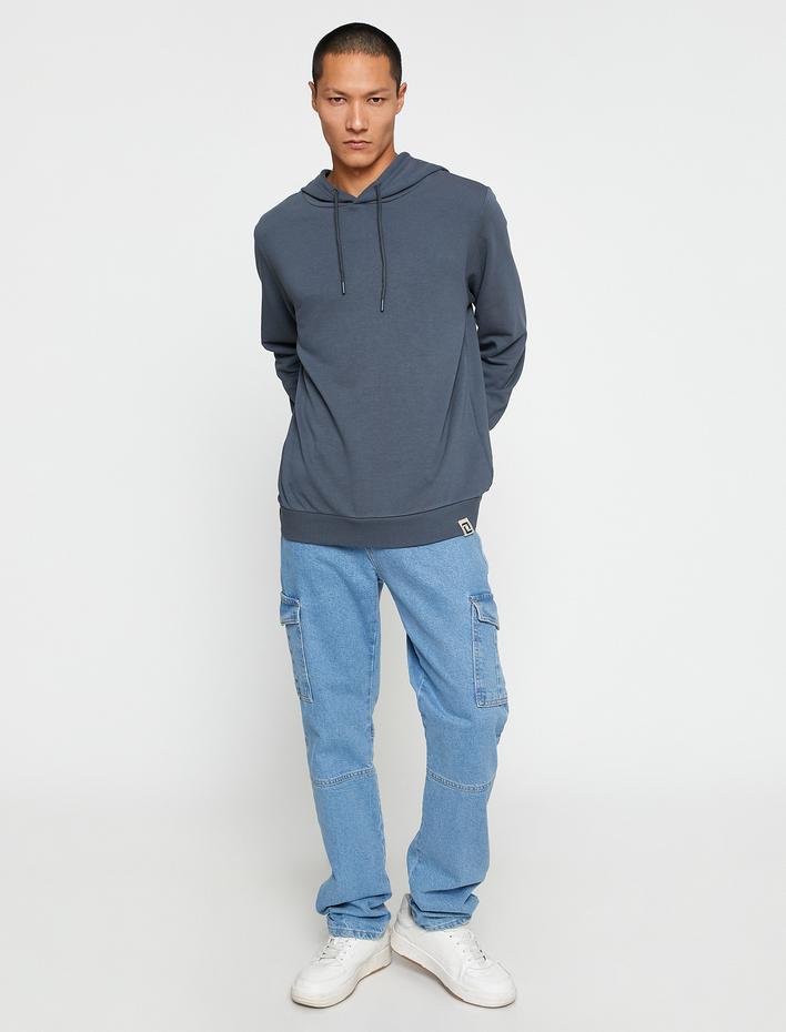  Basic Kapşonlu Sweatshirt Etiket Baskılı Uzun Kollu