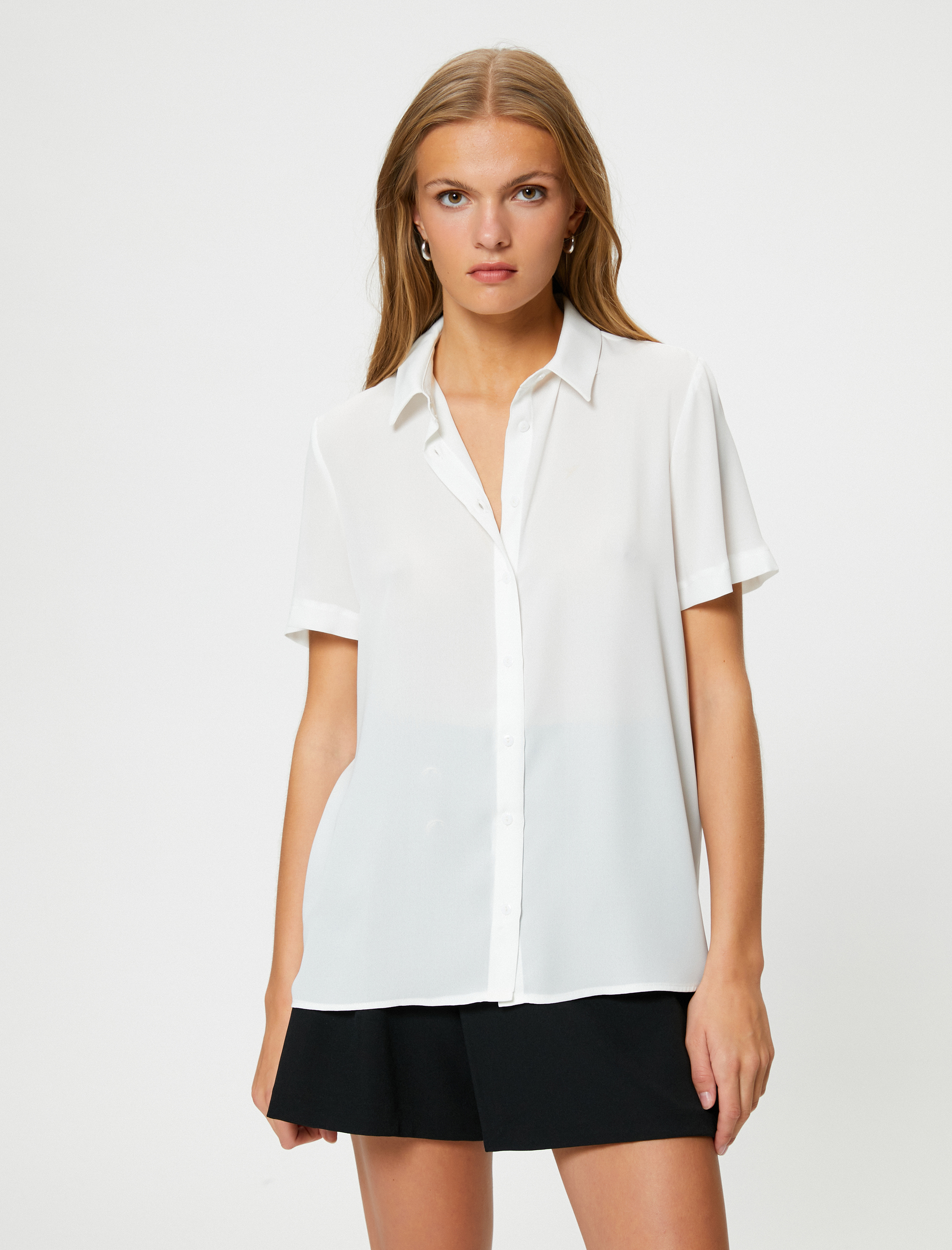   Şifon Gömlek Kısa Kollu Klasik Yaka