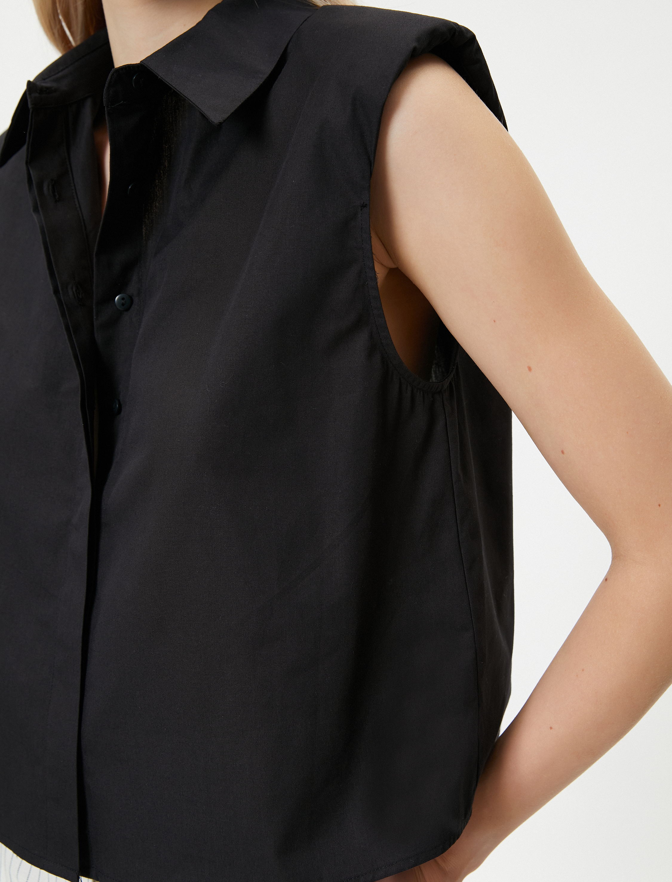   Kolsuz Gömlek Düğmeli Vatkalı Klasik Yaka