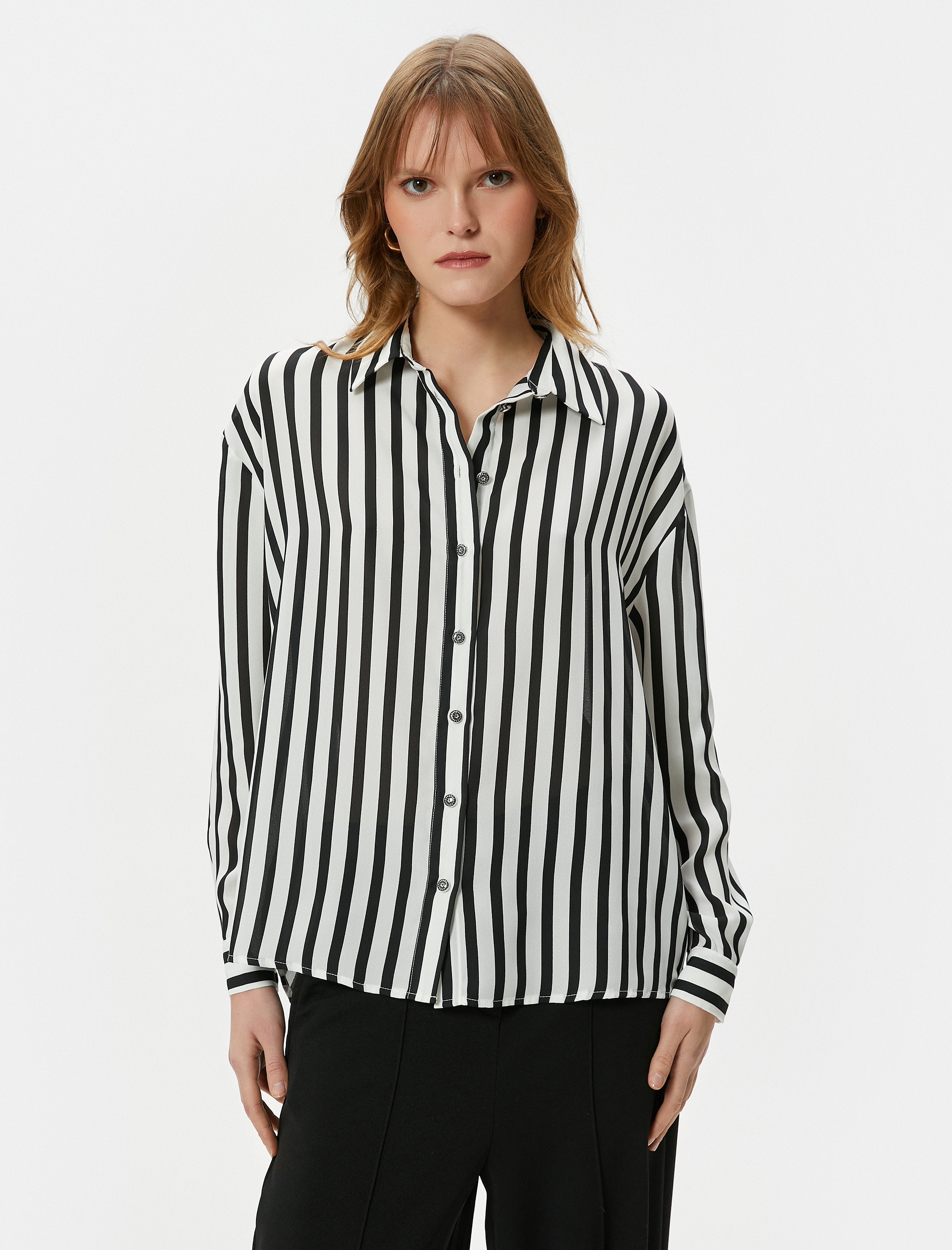   Oversize Gömlek Uzun Kollu Düğmeli Klasik Yaka