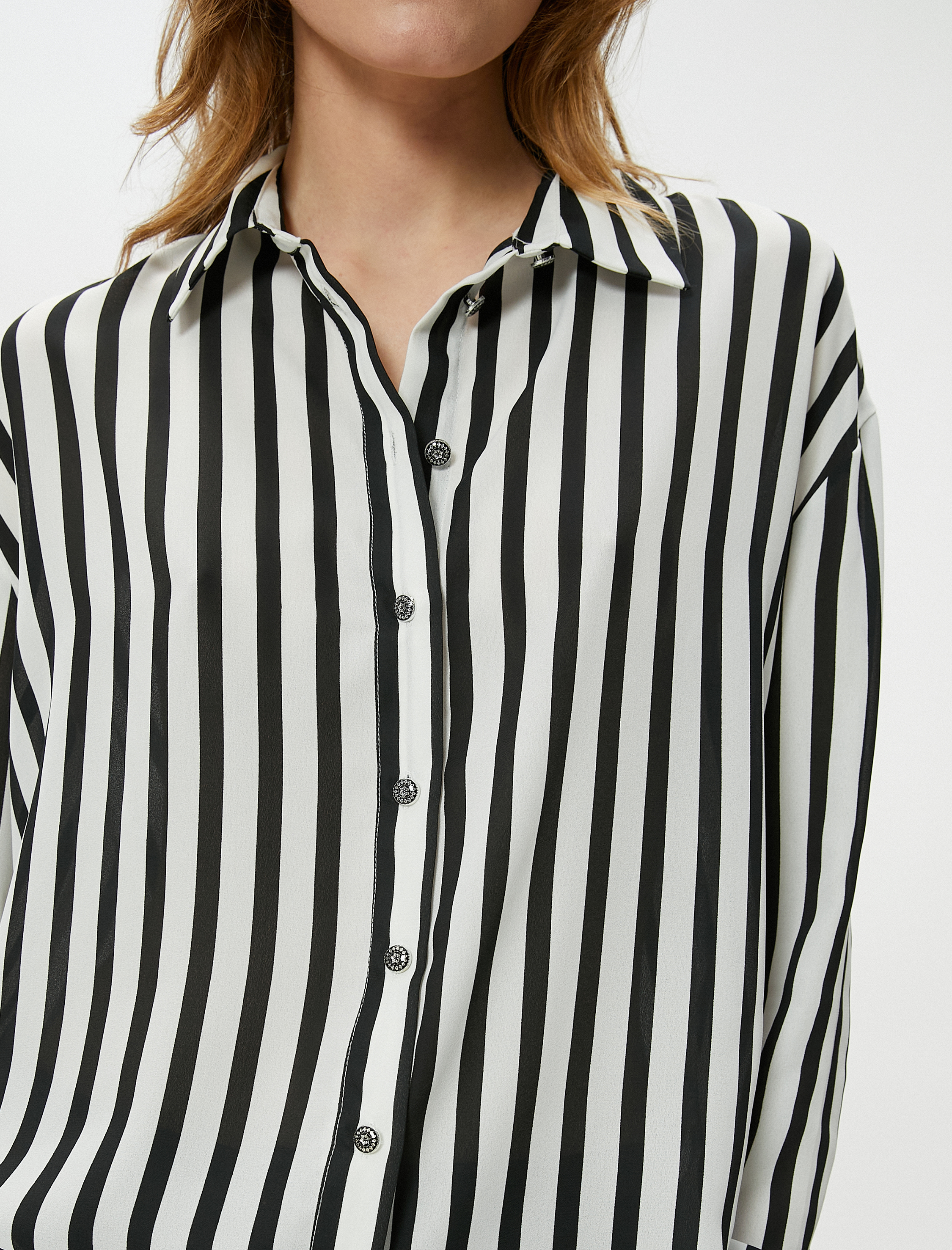   Oversize Gömlek Uzun Kollu Düğmeli Klasik Yaka