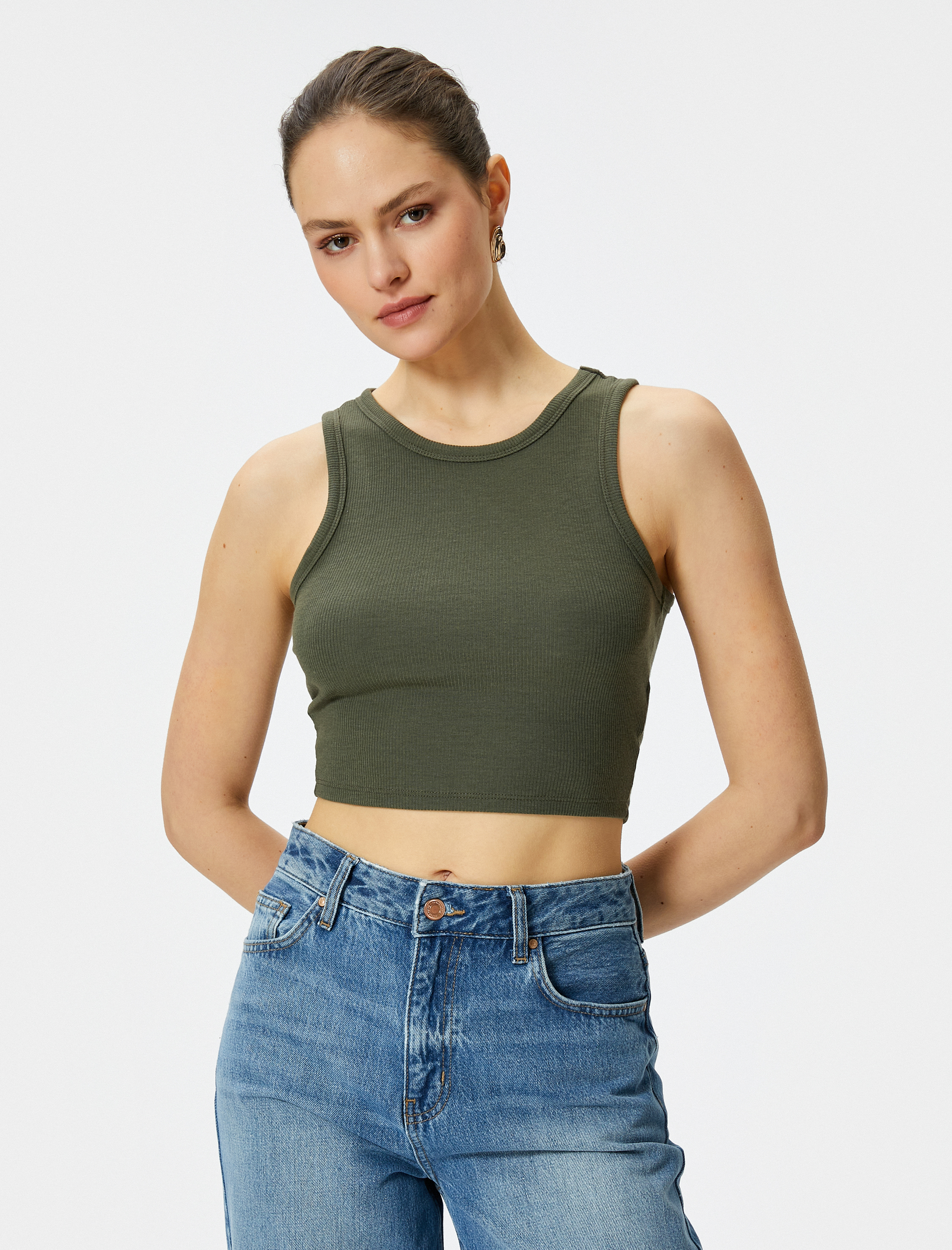   Halter Yaka Atlet Crop Ribanalı Kolsuz