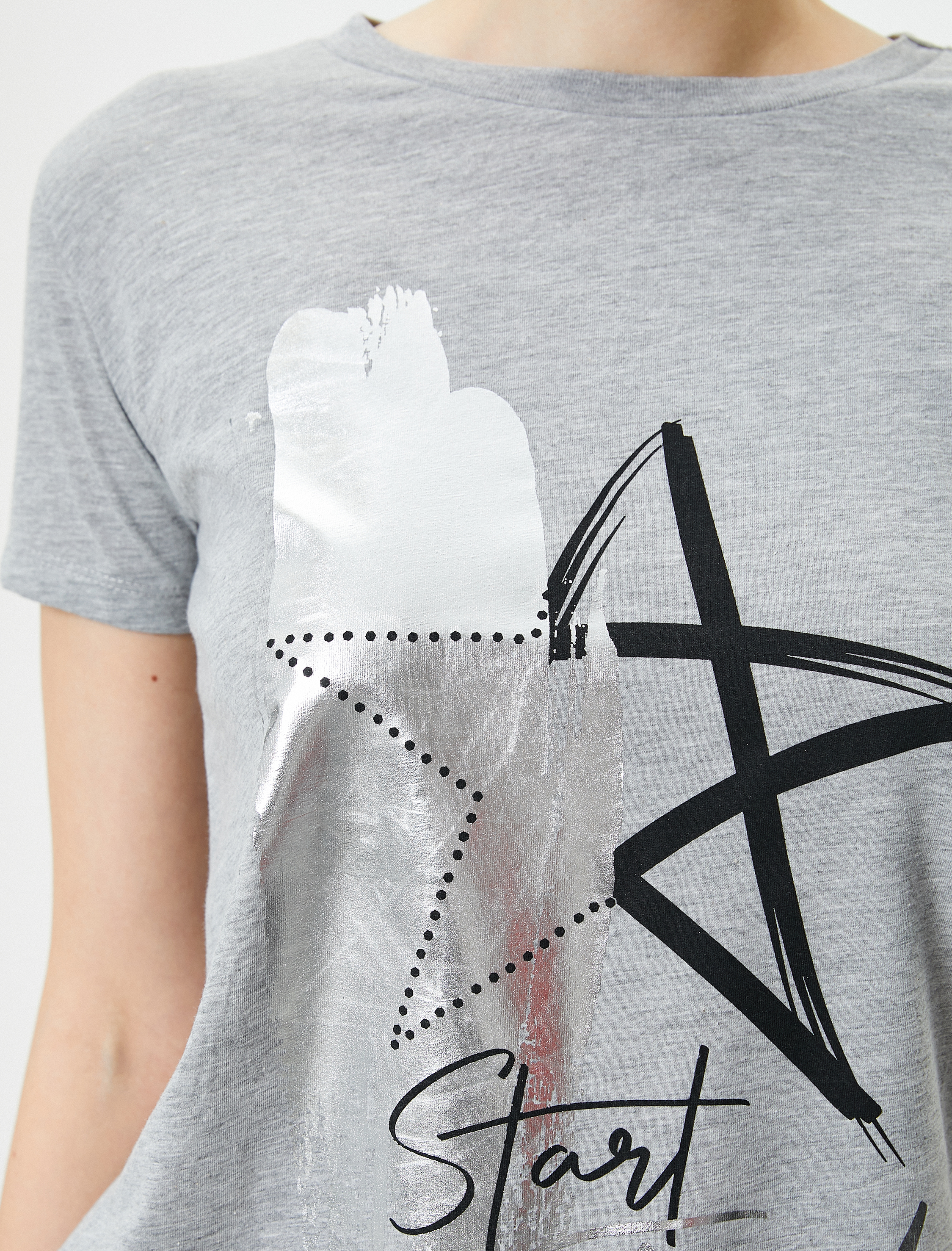   Parlak Slogan Baskılı Tişört Bisiklet Yaka Kısa Kollu