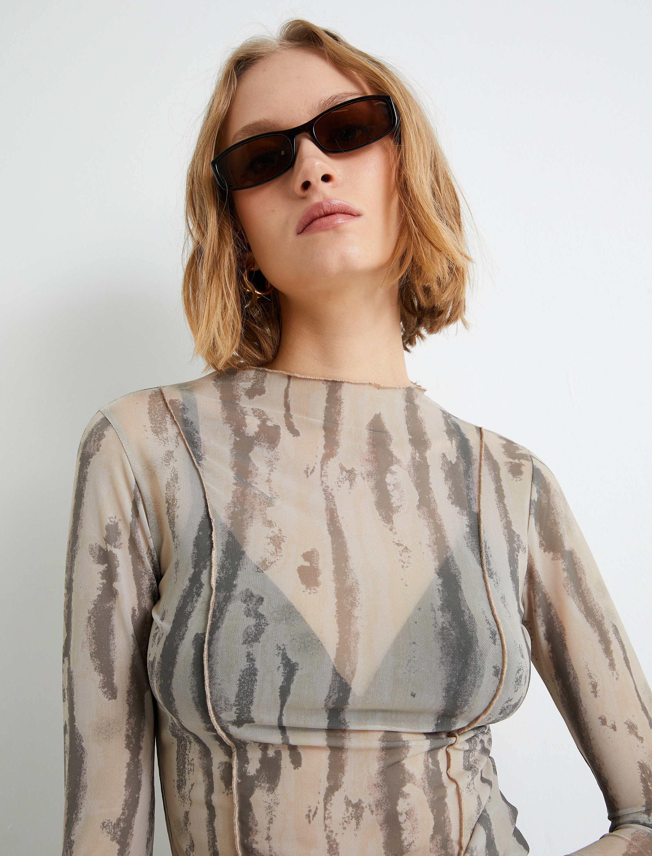   Tül Transparan Tişört Batik Desenli Uzun Kollu Dik Yaka