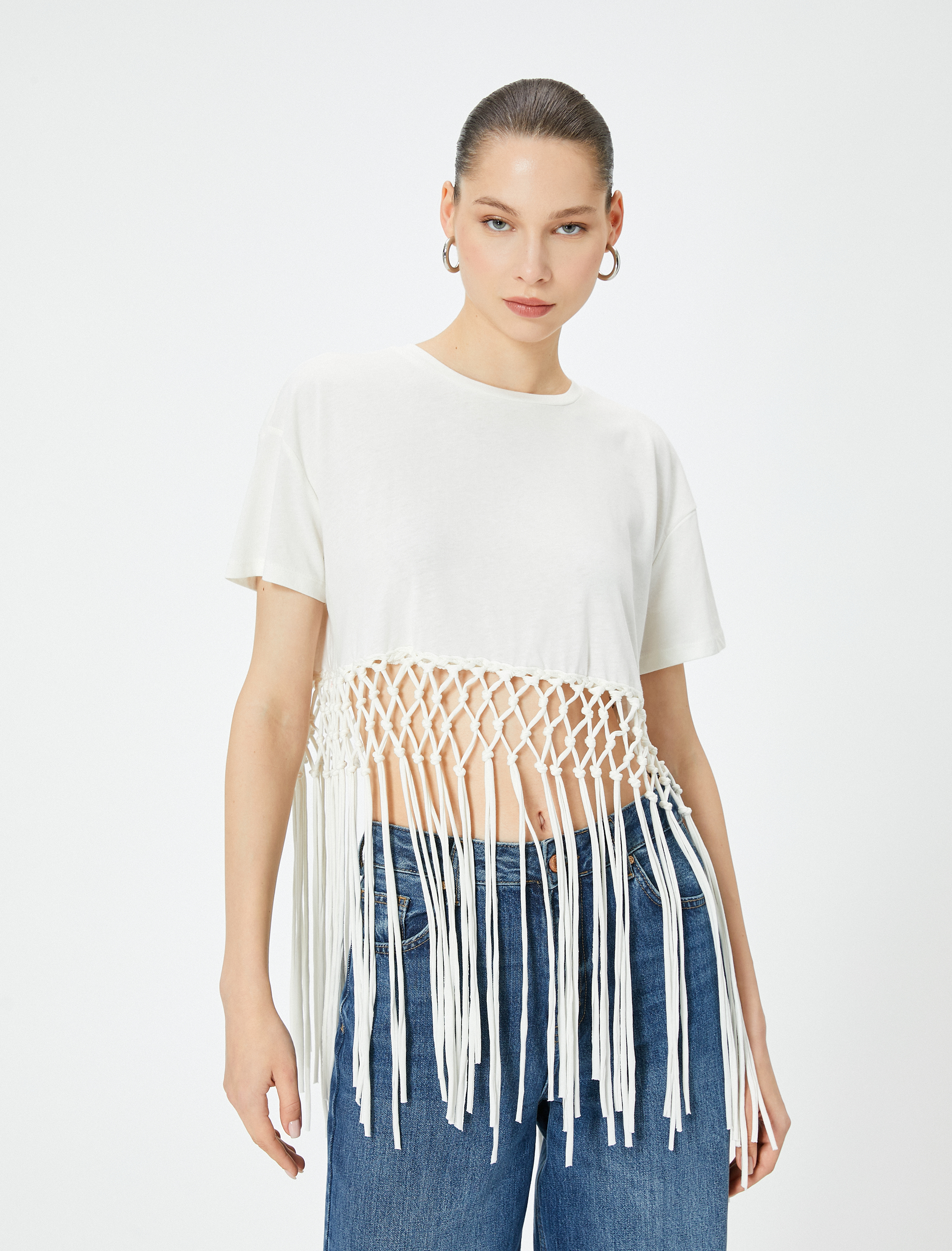   Püsküllü Crop Tişört Kısa Kollu Bisiklet Yaka Pamuklu Rahat Kalıp