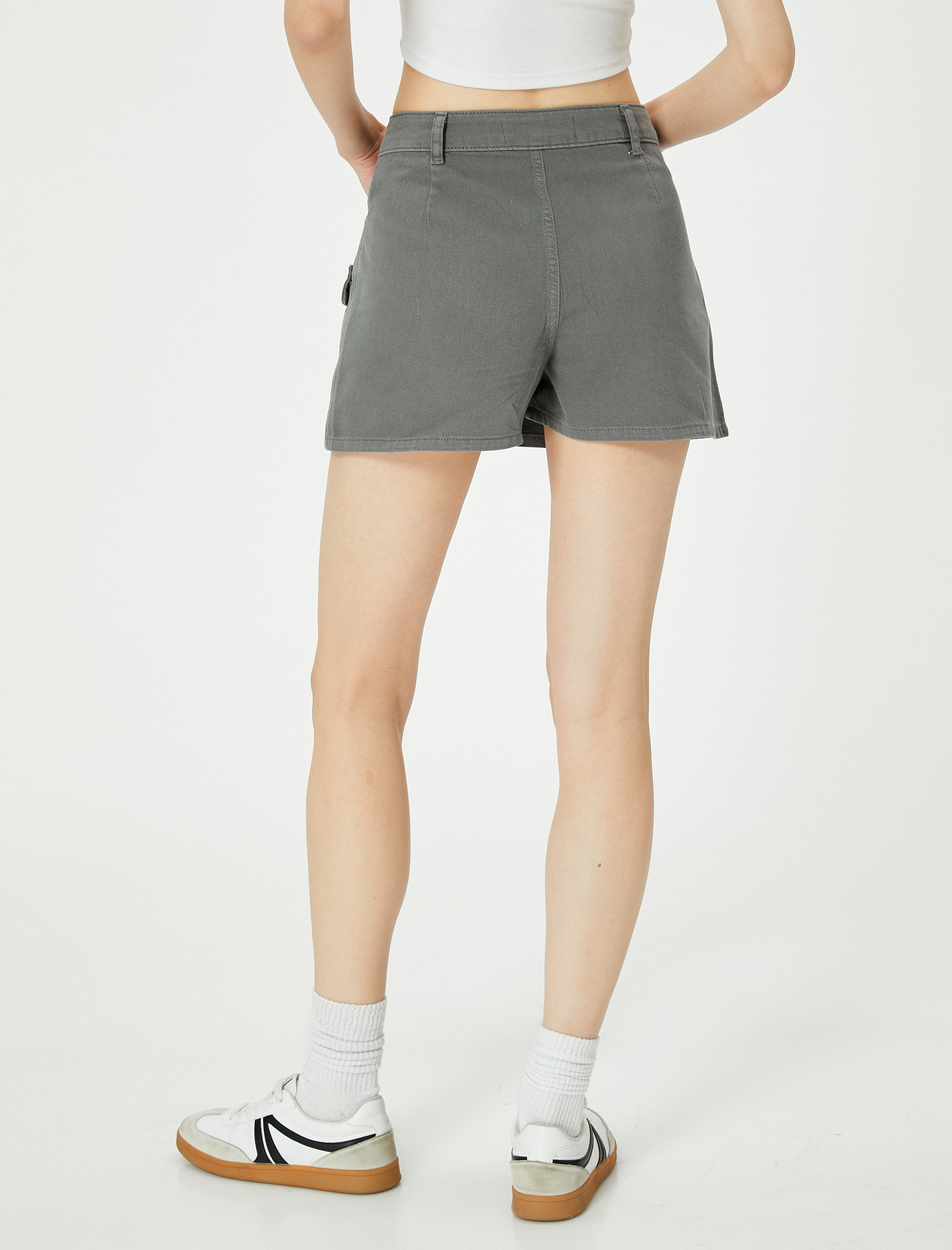   Kargo Mini Etek Rahat Kalıp Önden Cep Detaylı