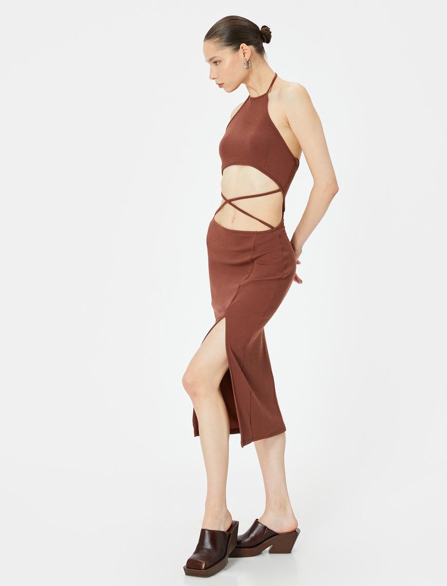   Halter Yaka Elbise Midi Pencere Detaylı Önden Yırtmaçlı Slim Fit