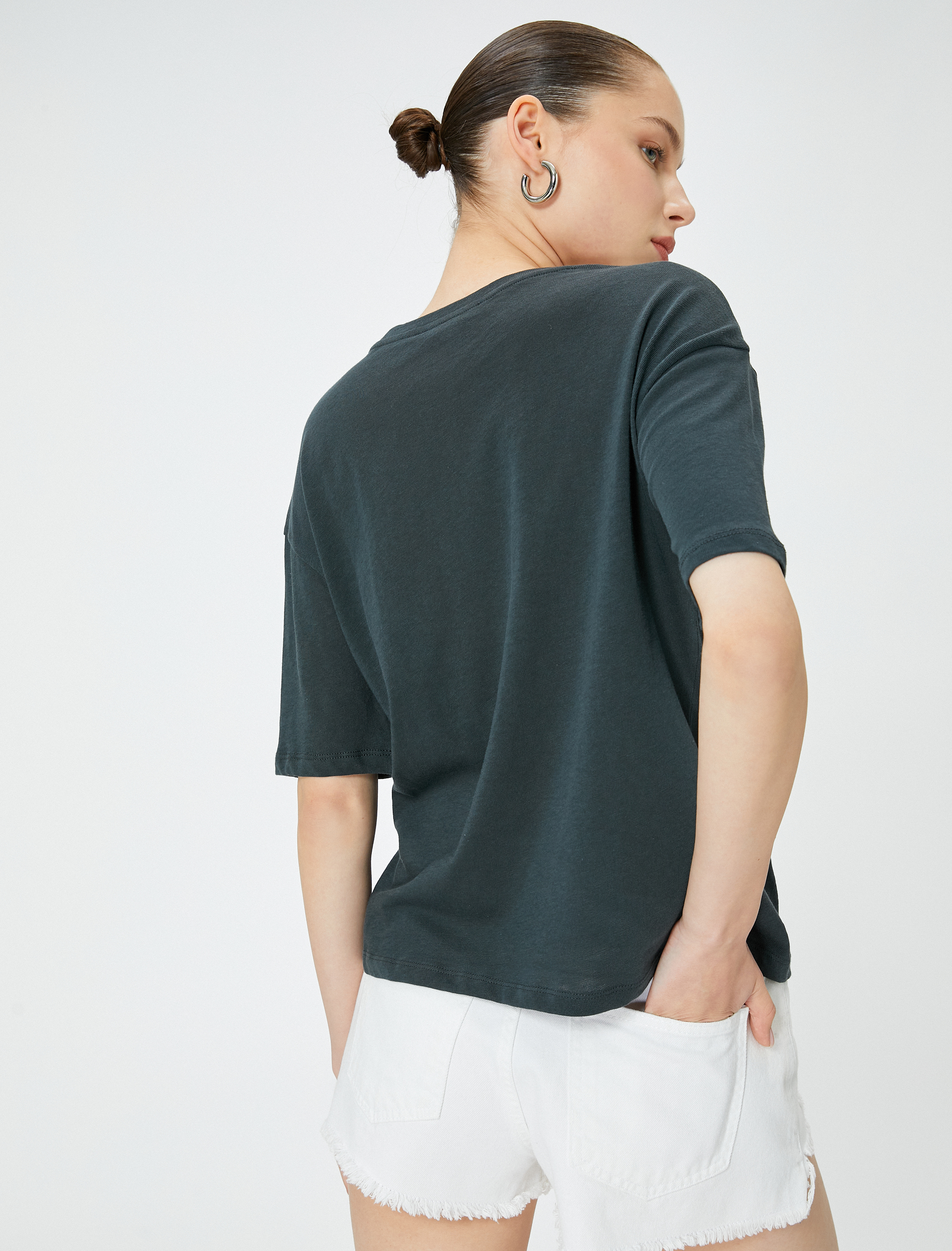   Yıpratılmış Baskılı Tişört Baskılı Soluk Efektli Kısa Kollu Bisiklet Yaka