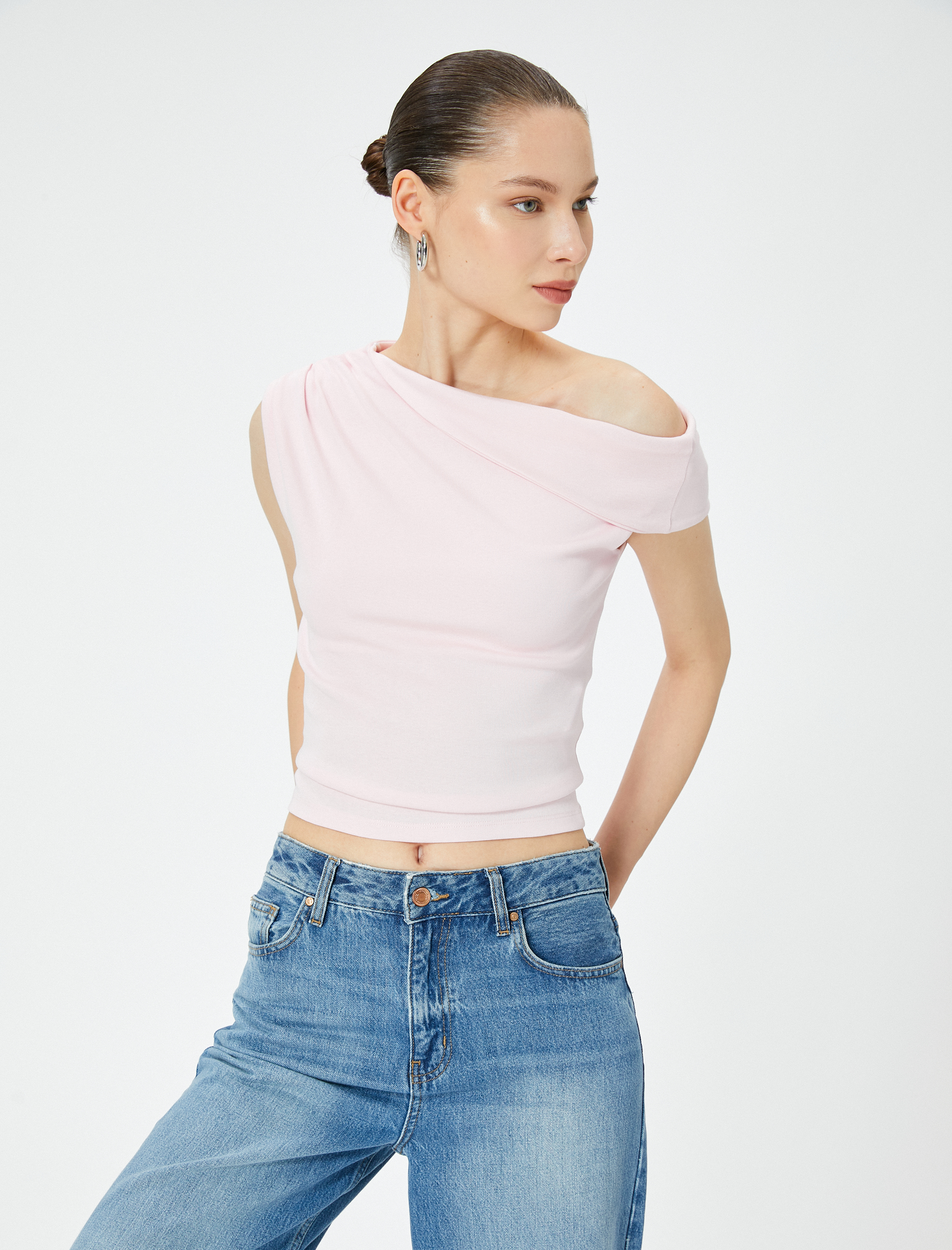   Tek Omuz Üst Omzu Açık Drapeli Slim Fit Pamuklu