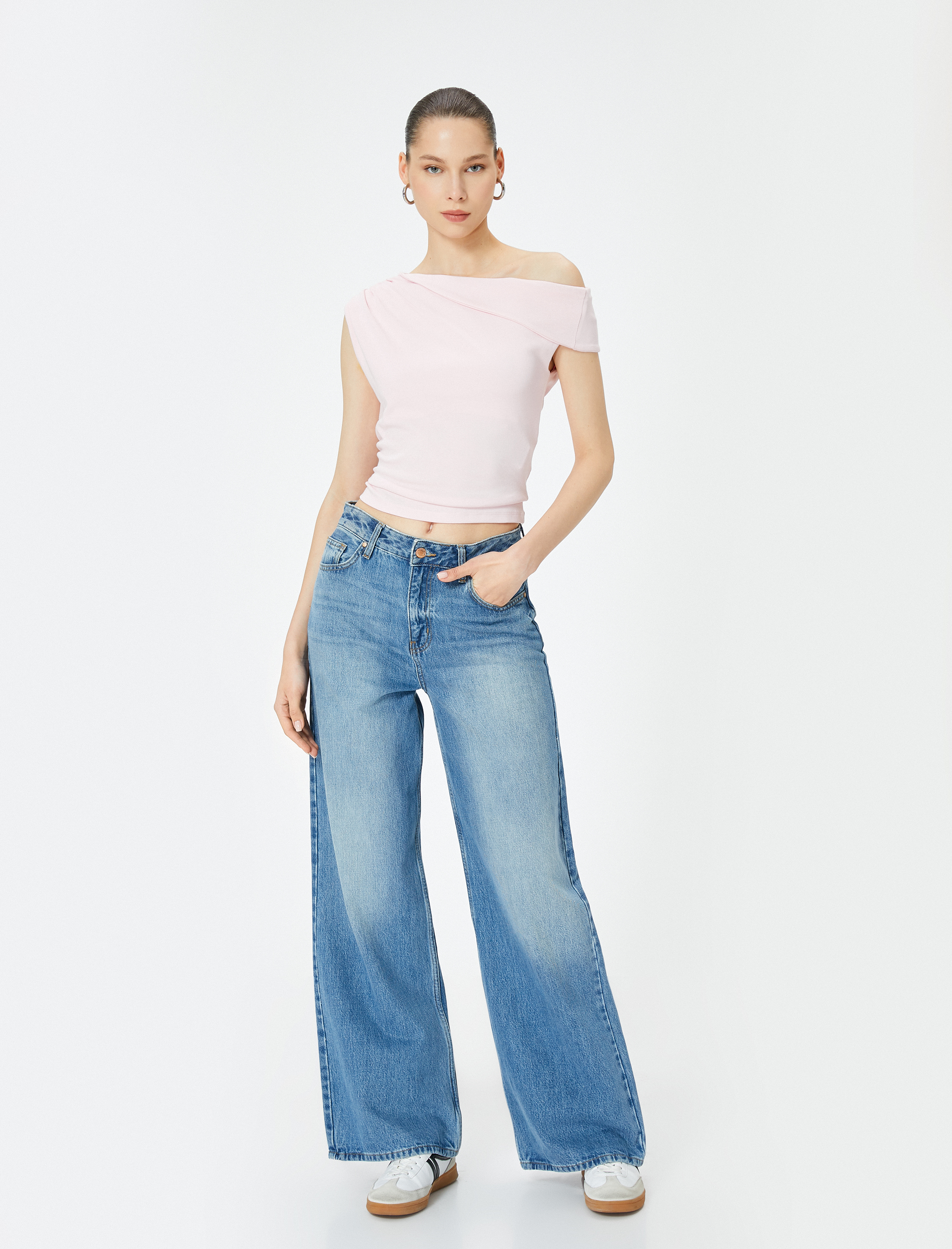   Tek Omuz Üst Omzu Açık Drapeli Slim Fit Pamuklu