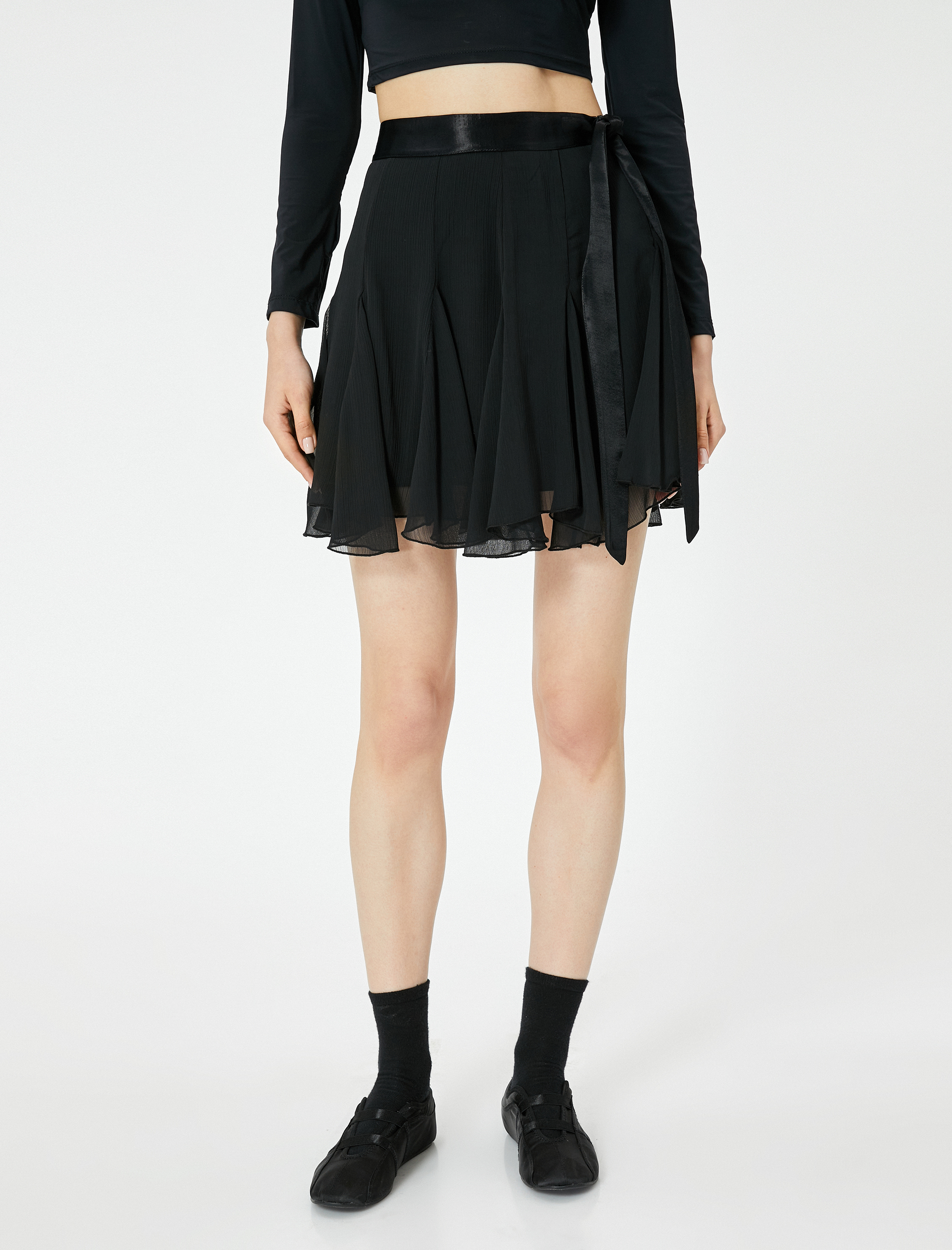   Mini Tül Fırfırlı Etek Astarlı Kuşak Detaylı