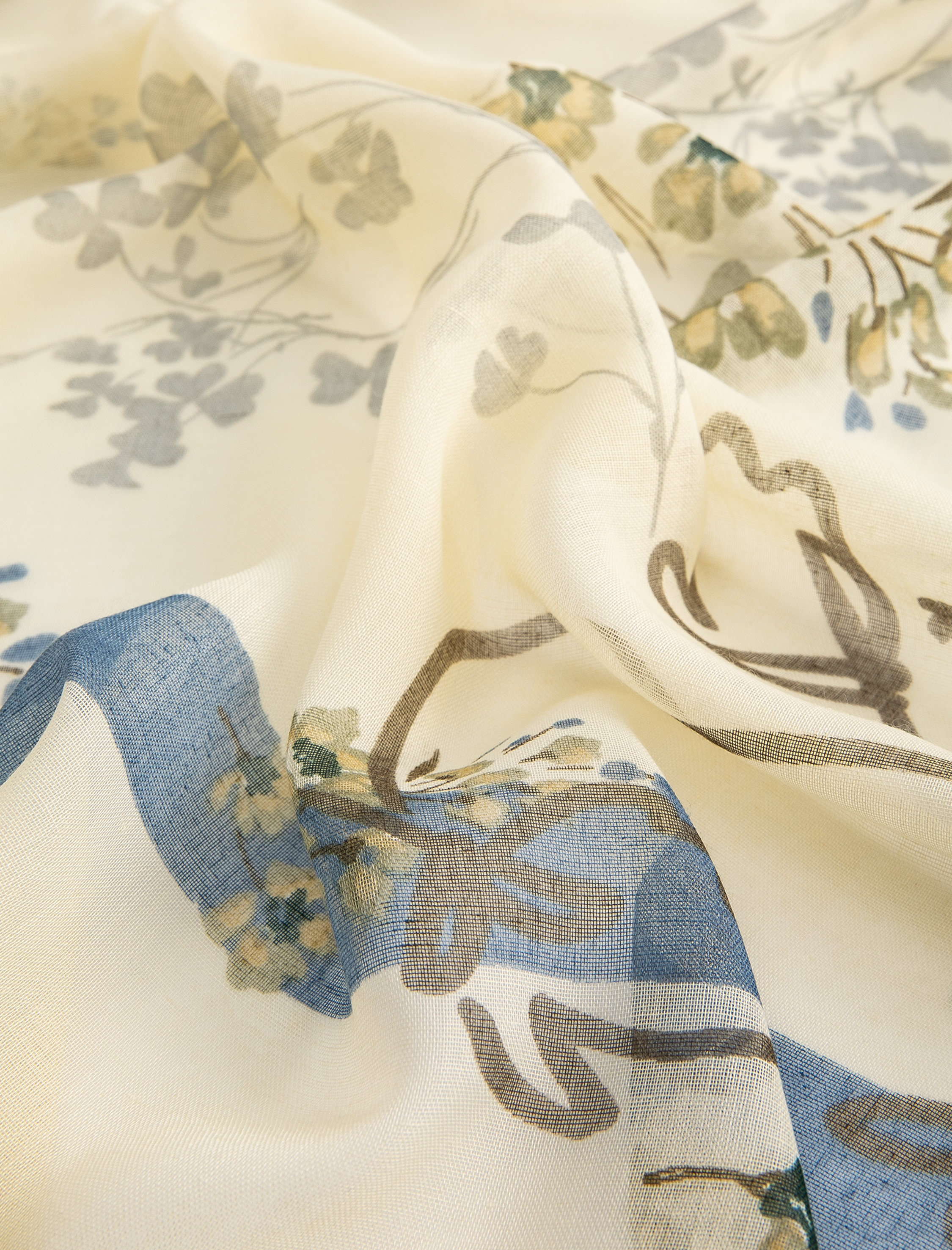  Kadın Çiçekli Şal Uzun