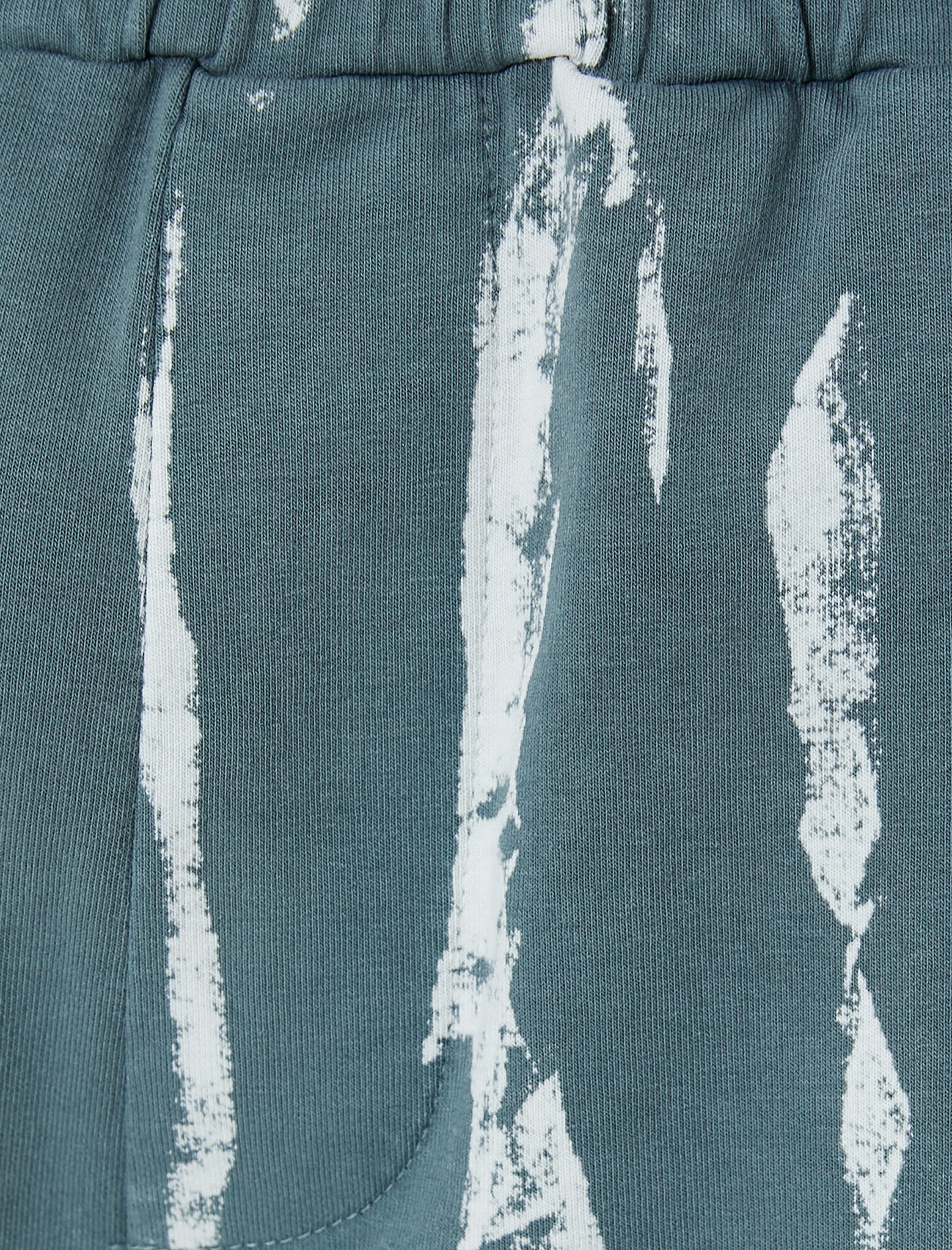   Bermuda Şort Beli Lastikli Soyut Baskılı Cepli