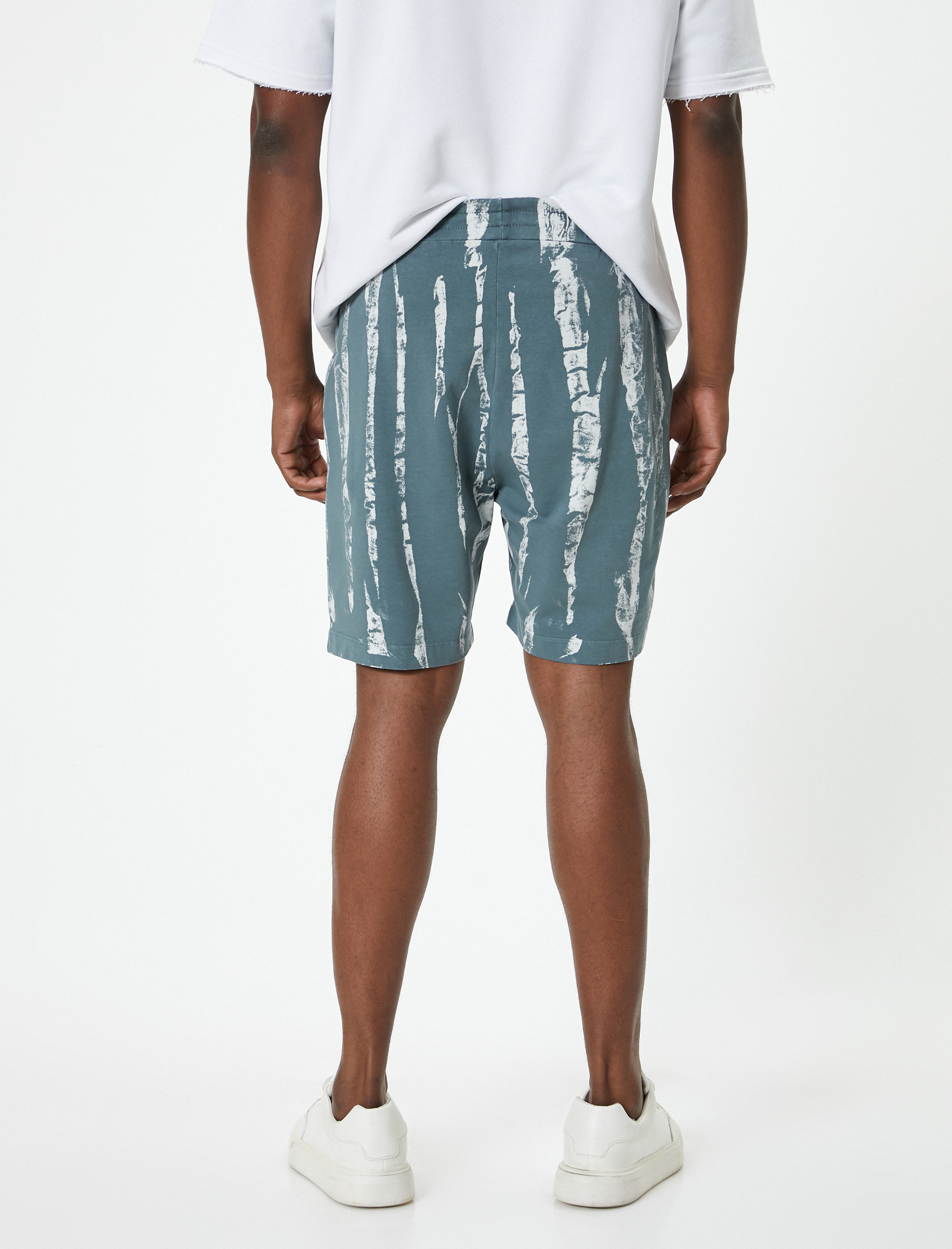   Bermuda Şort Beli Lastikli Soyut Baskılı Cepli