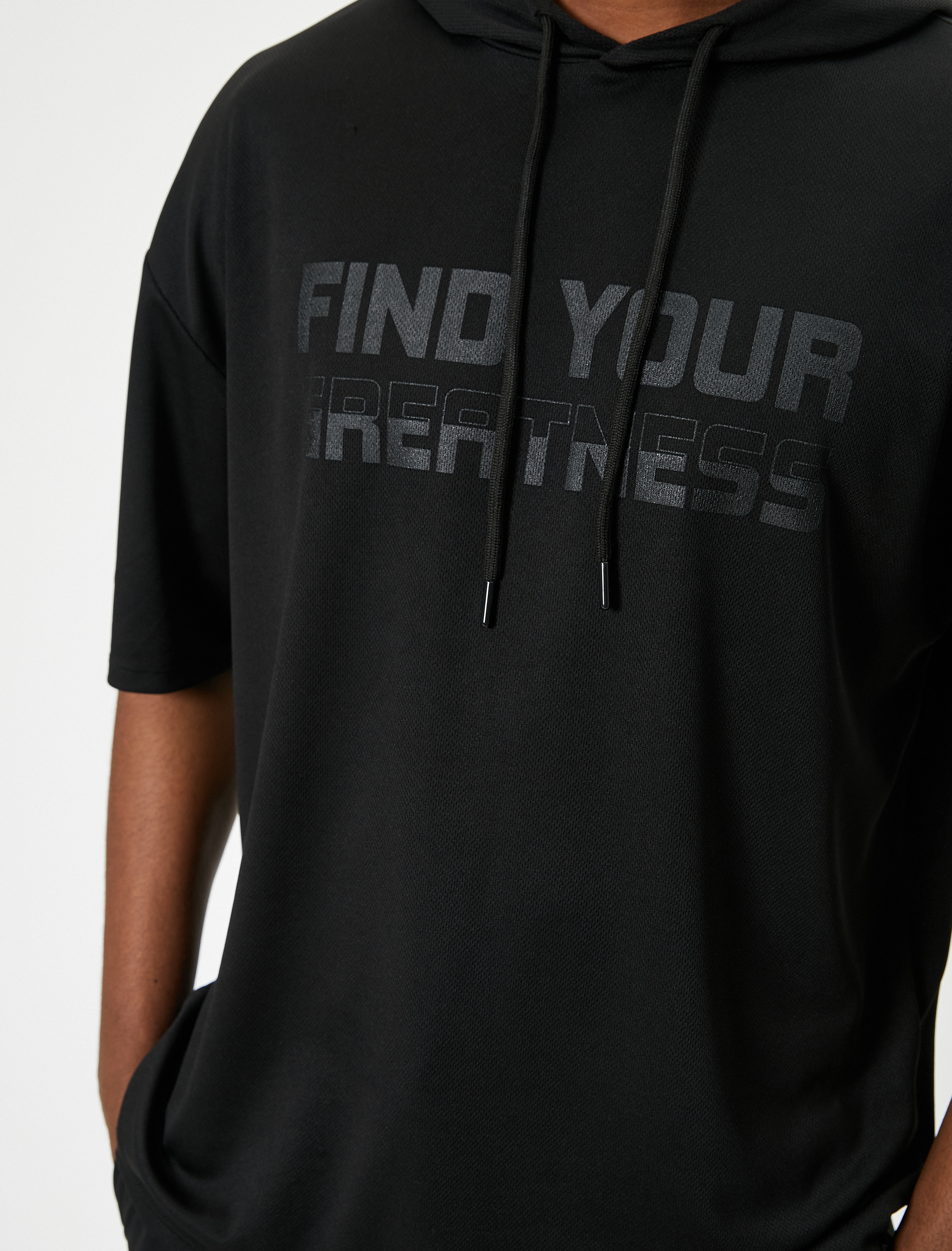   Oversize Spor Tişört Kapşonlu Slogan Baskılı Kısa Kollu