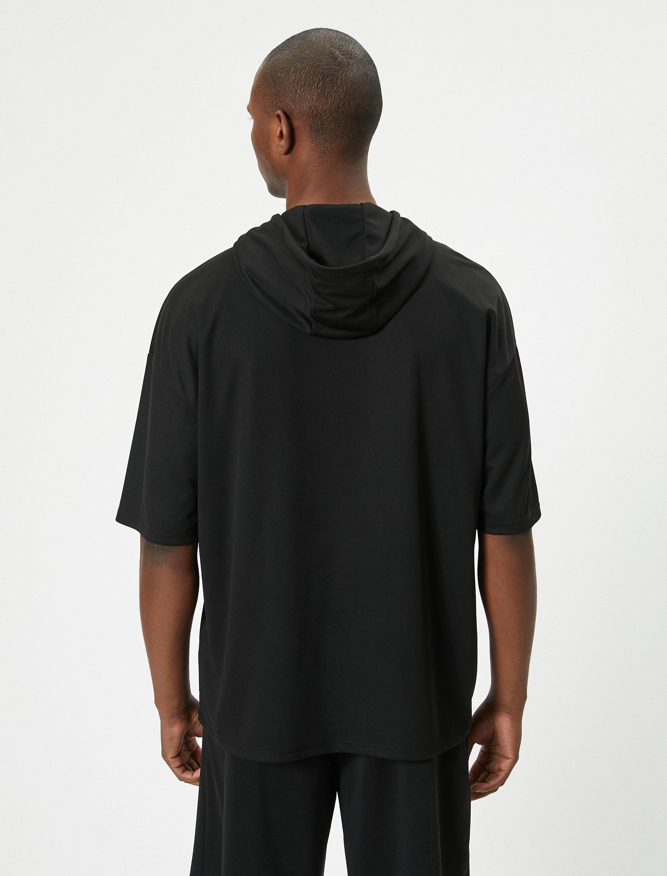   Oversize Spor Tişört Kapşonlu Slogan Baskılı Kısa Kollu