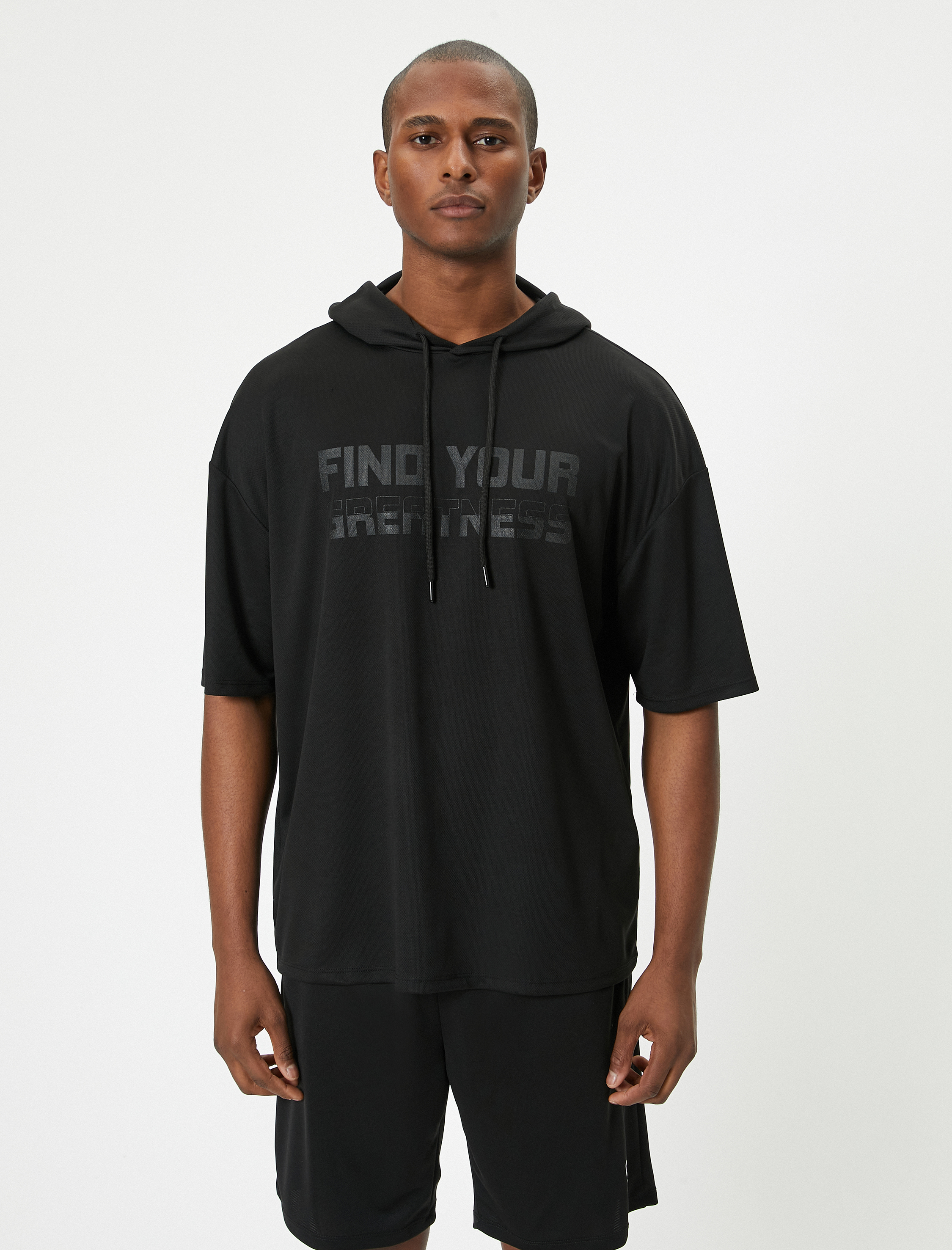   Oversize Spor Tişört Kapşonlu Slogan Baskılı Kısa Kollu