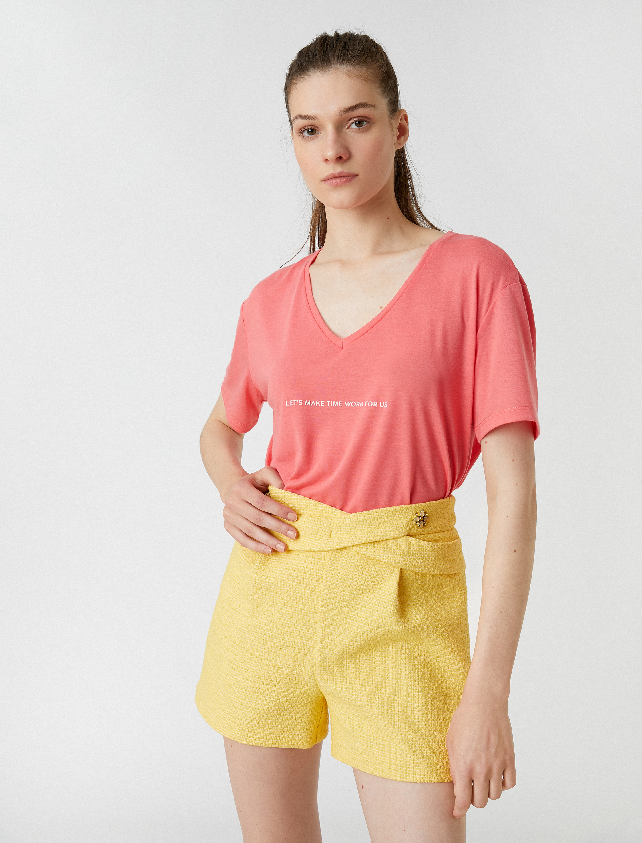   Slogan Baskılı Tişört V Yaka